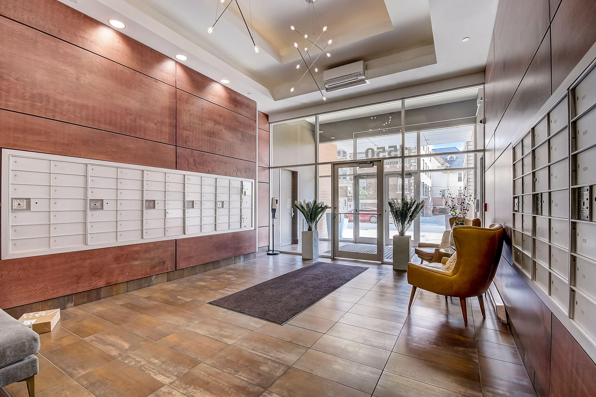 1550 E Royall Pl 802