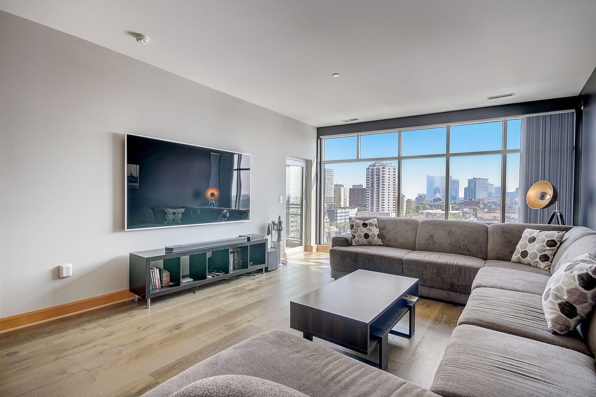 1550 E Royall Pl 802