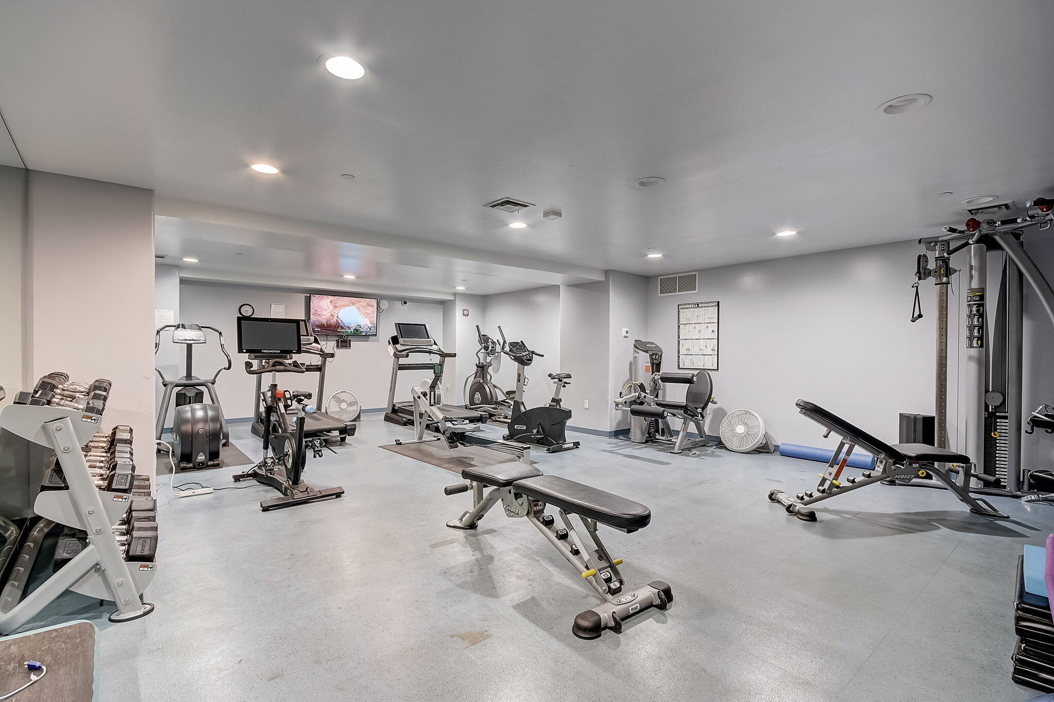 1550 E Royall Pl 802