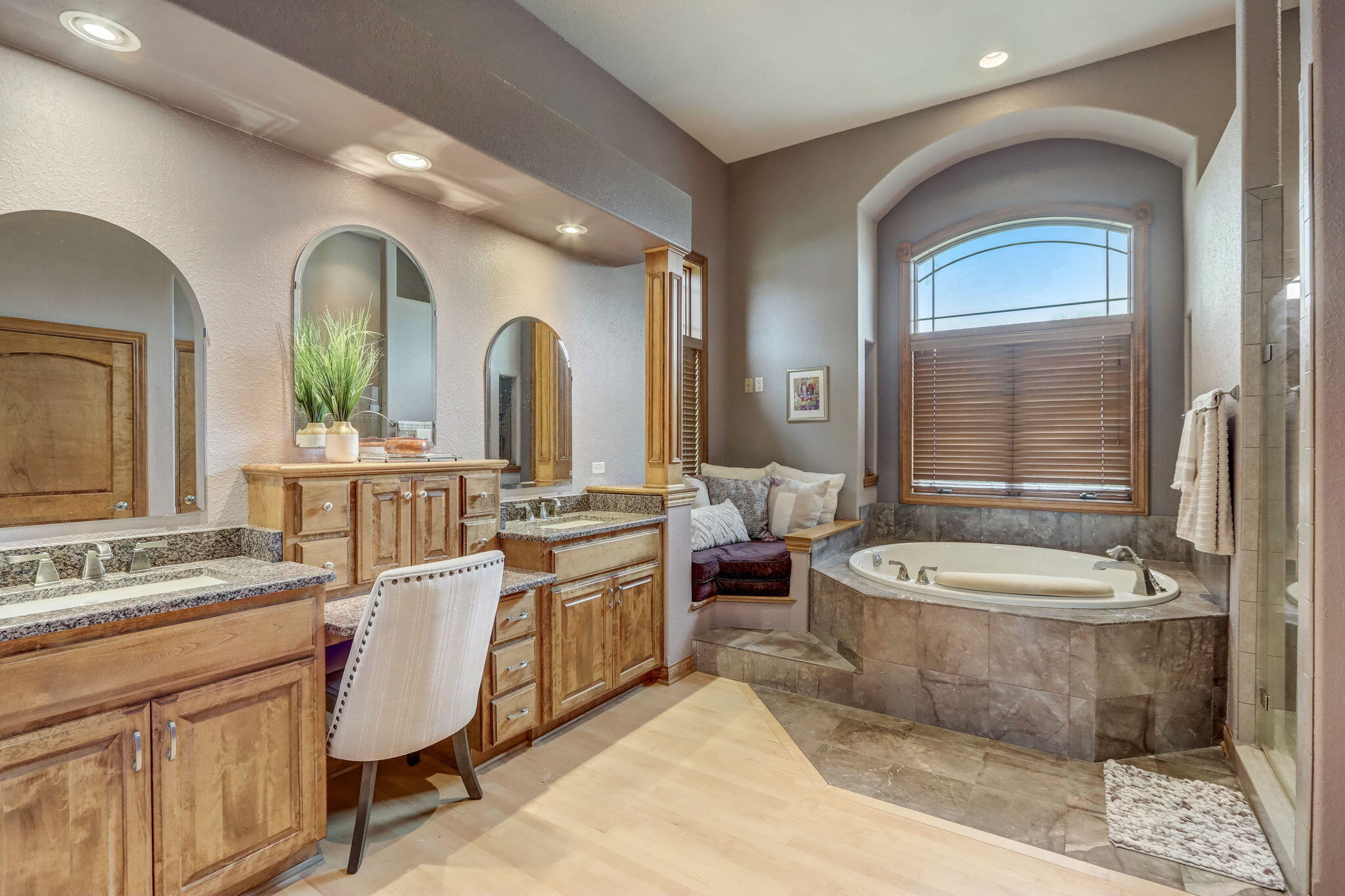 W217N5457 Taylors Woods Dr