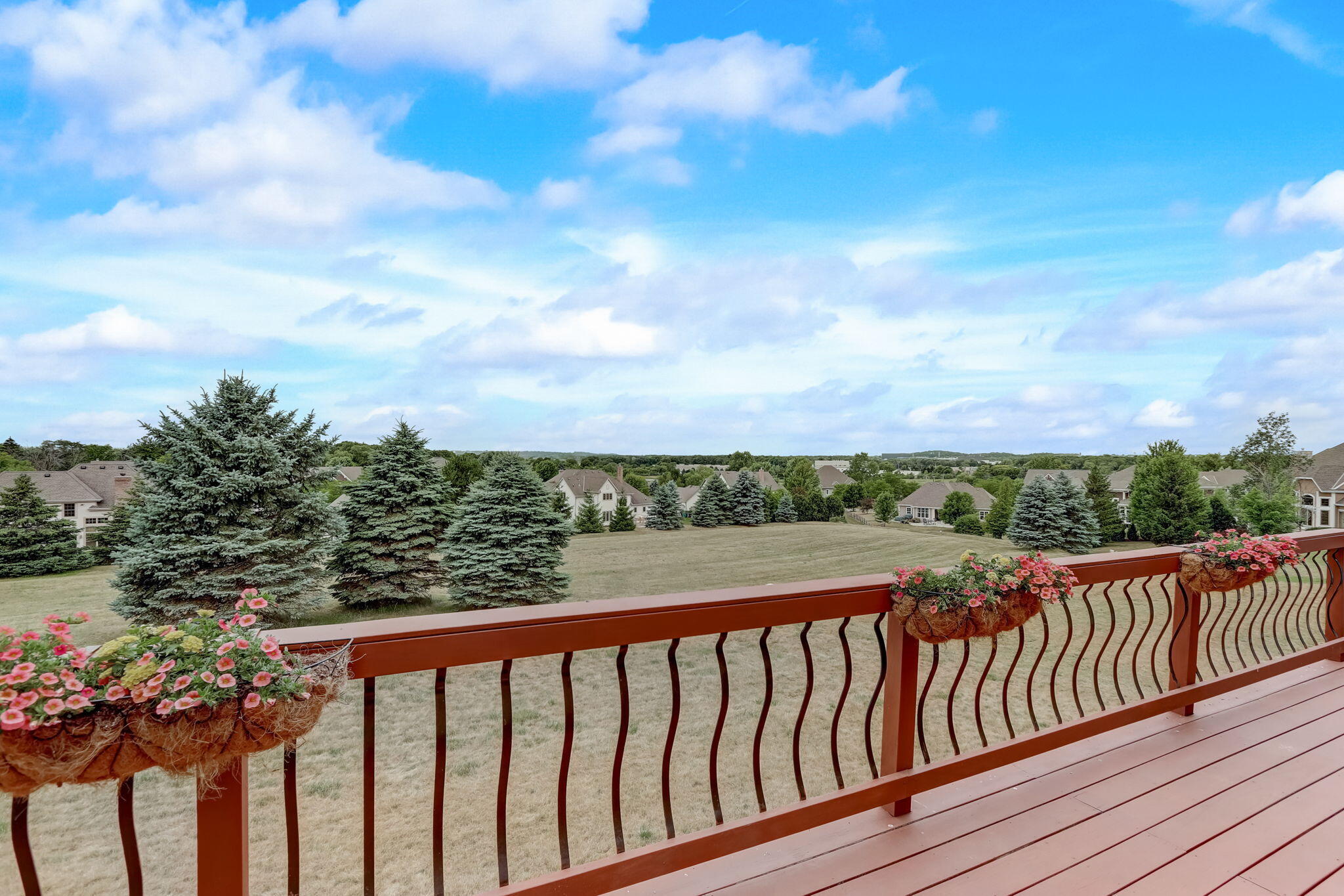 W217N5457 Taylors Woods Dr