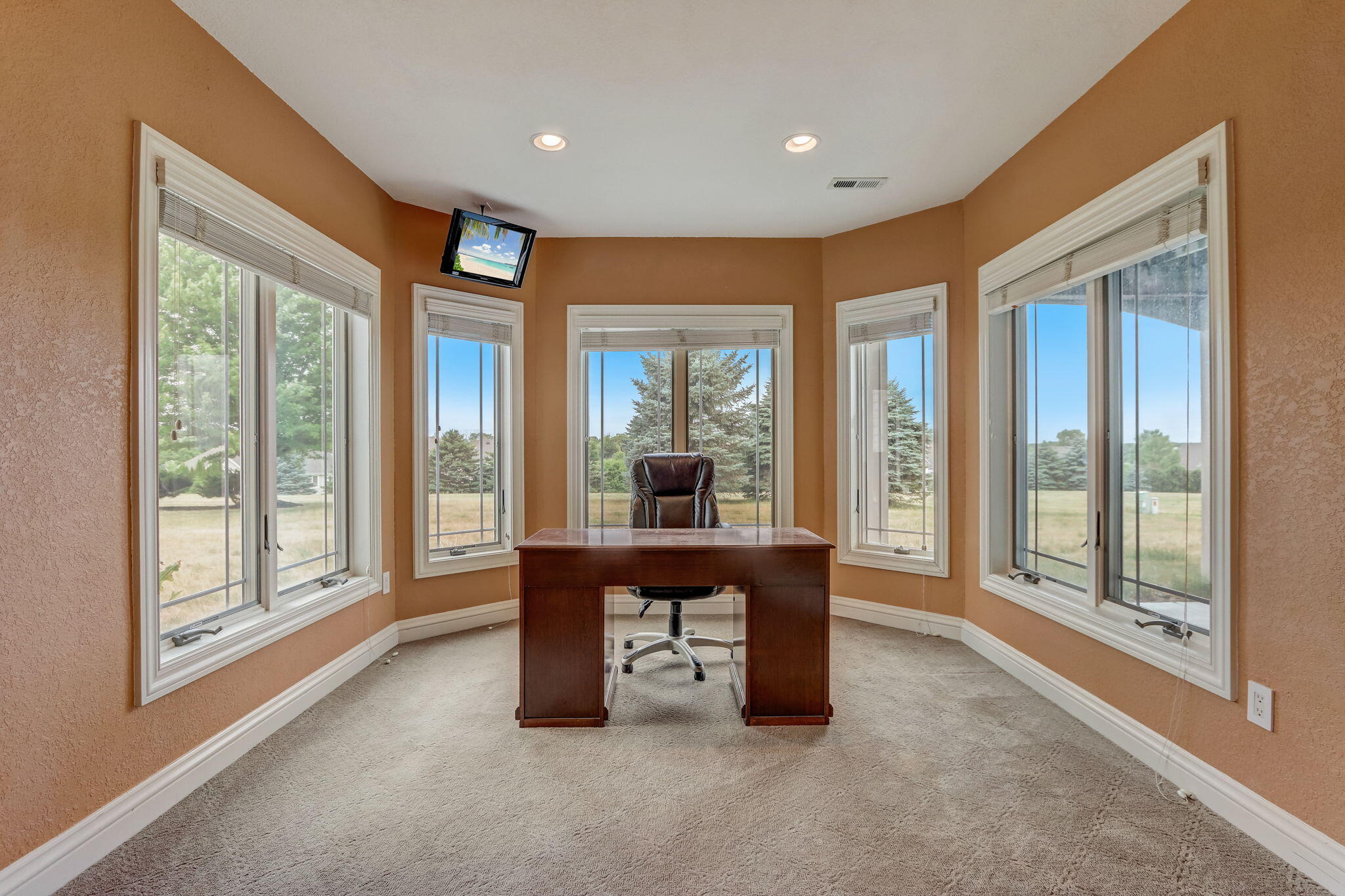 W217N5457 Taylors Woods Dr