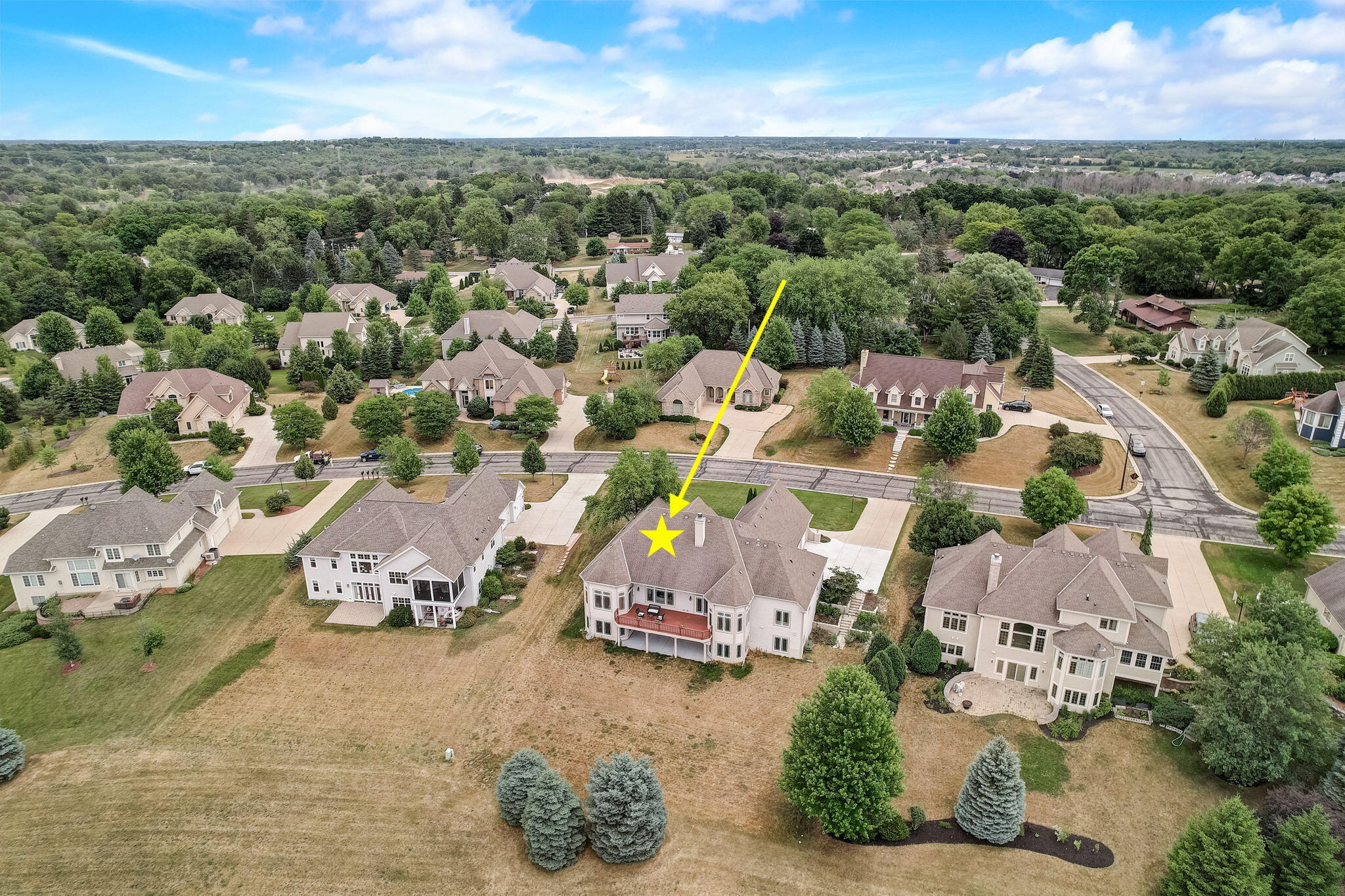 W217N5457 Taylors Woods Dr