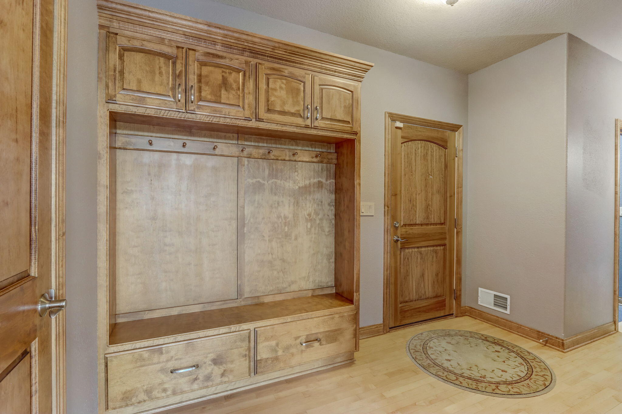 W217N5457 Taylors Woods Dr