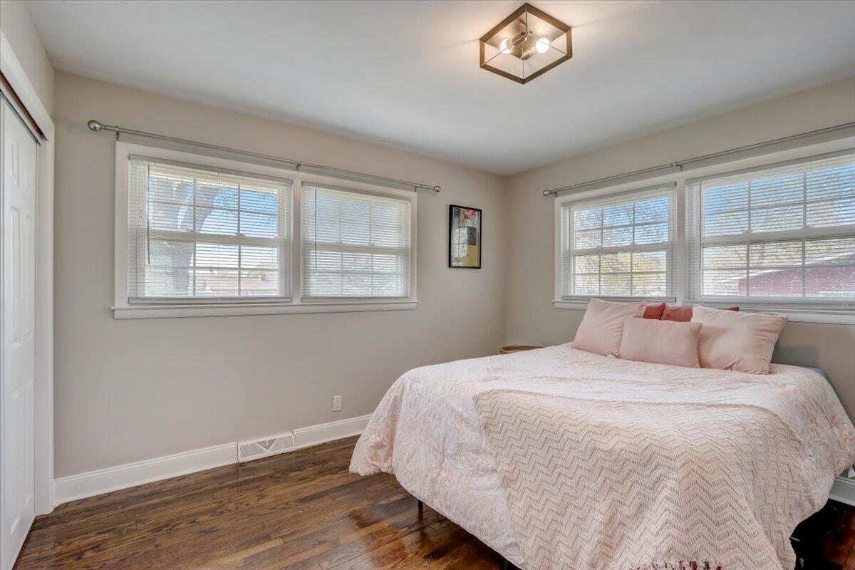 6620 N Range Line Rd