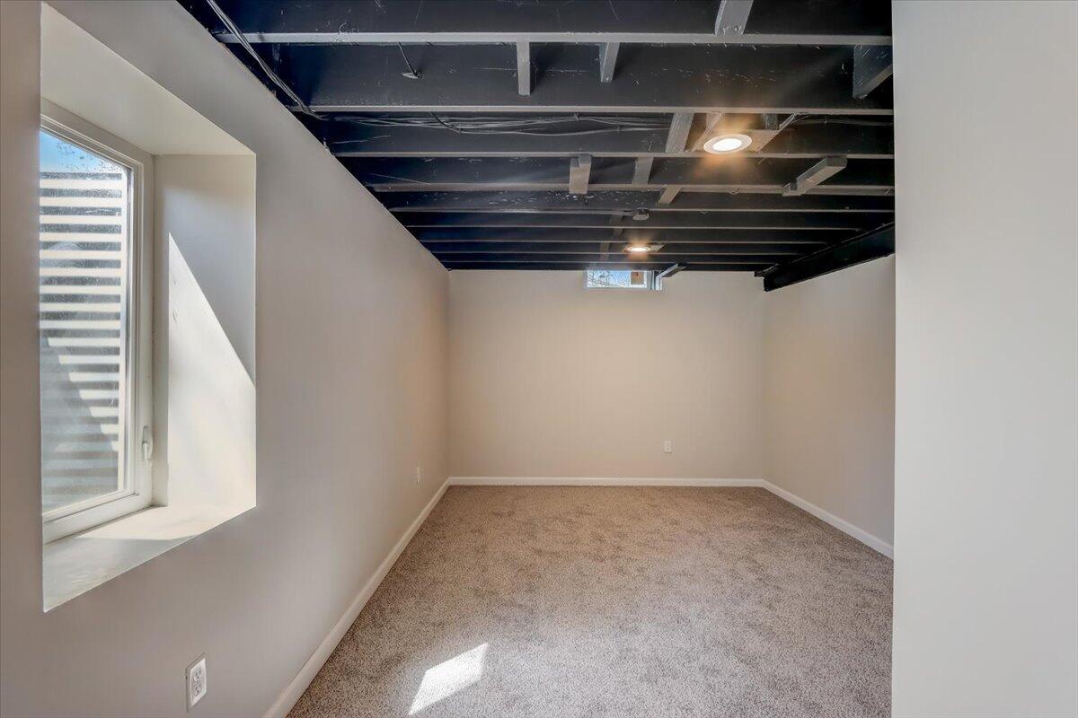 6620 N Range Line Rd