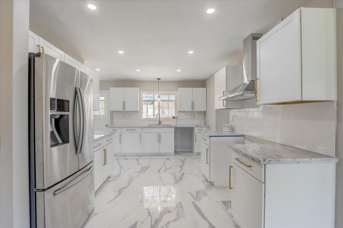 6620 N Range Line Rd