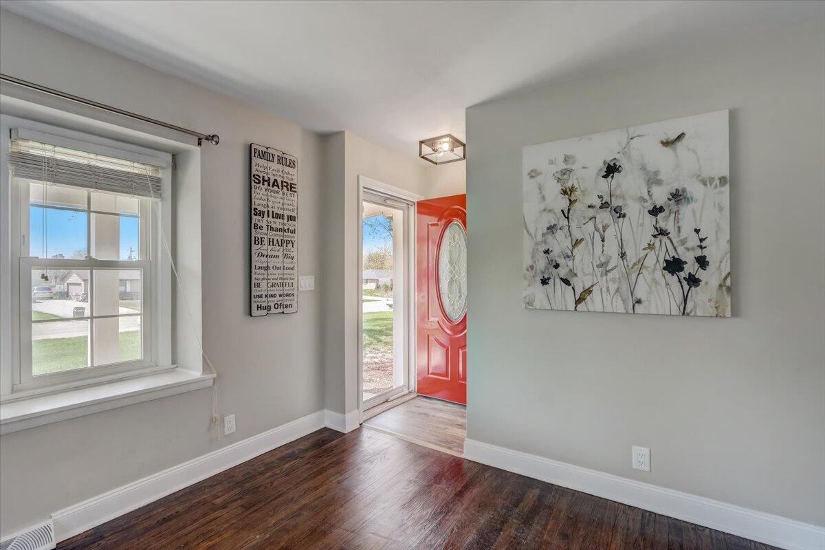 6620 N Range Line Rd