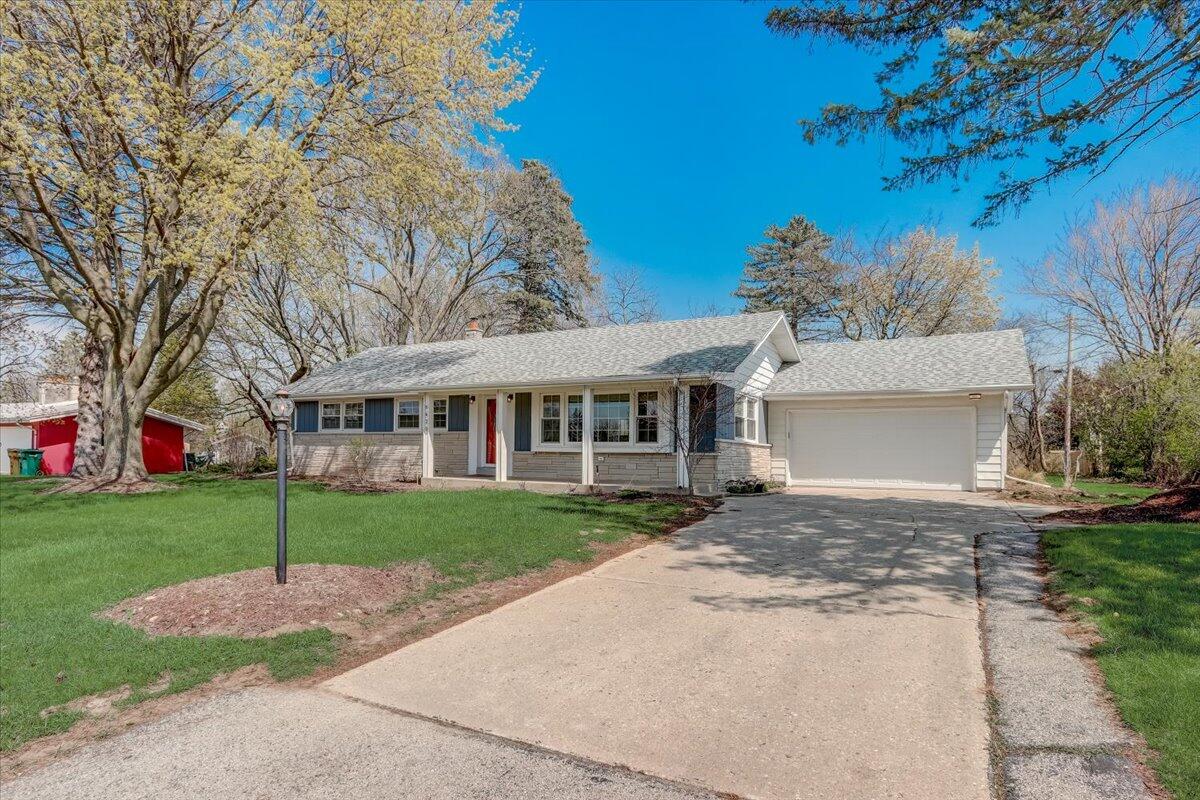 6620 N Range Line Rd