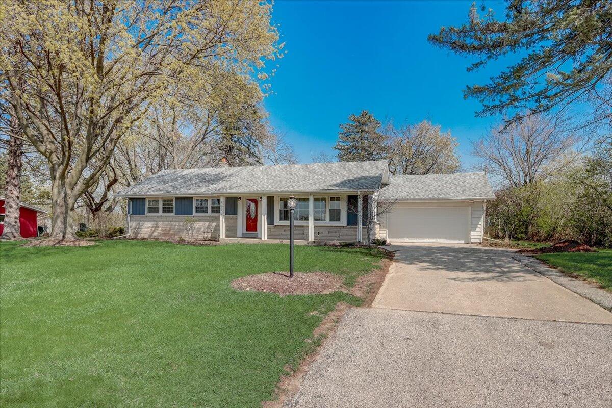 6620 N Range Line Rd