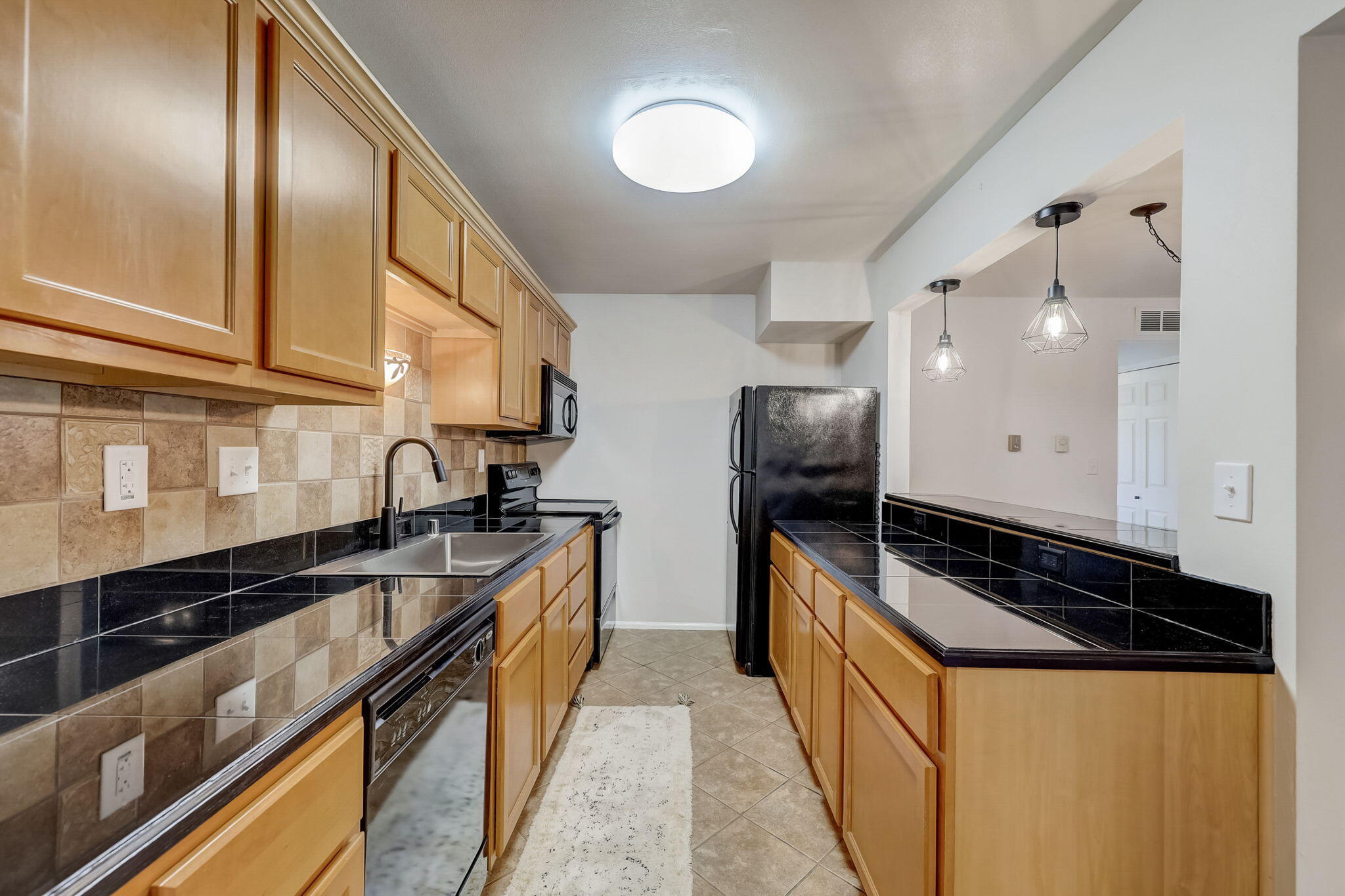 W168N11539 El Camino Dr
