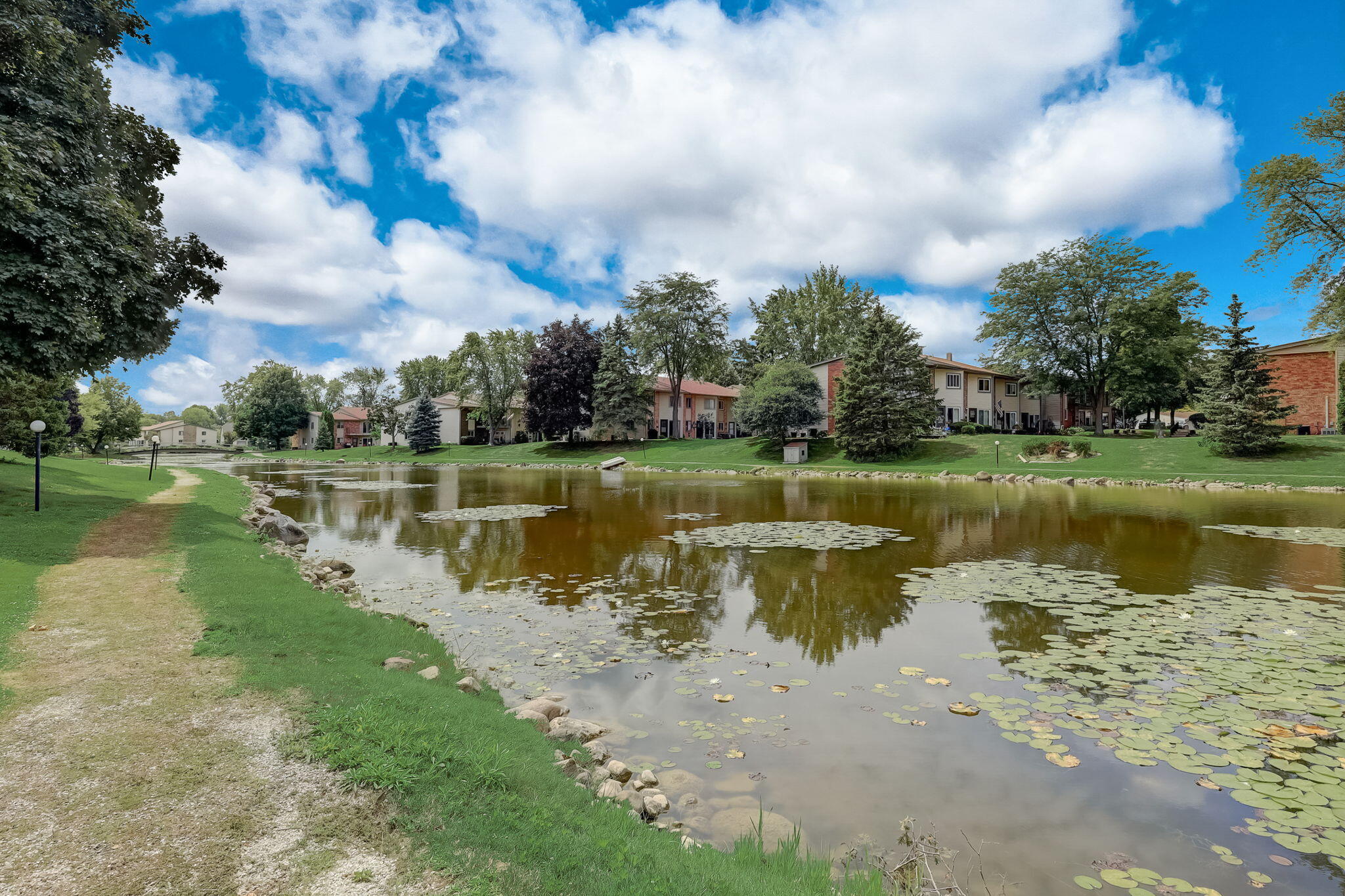 W168N11539 El Camino Dr