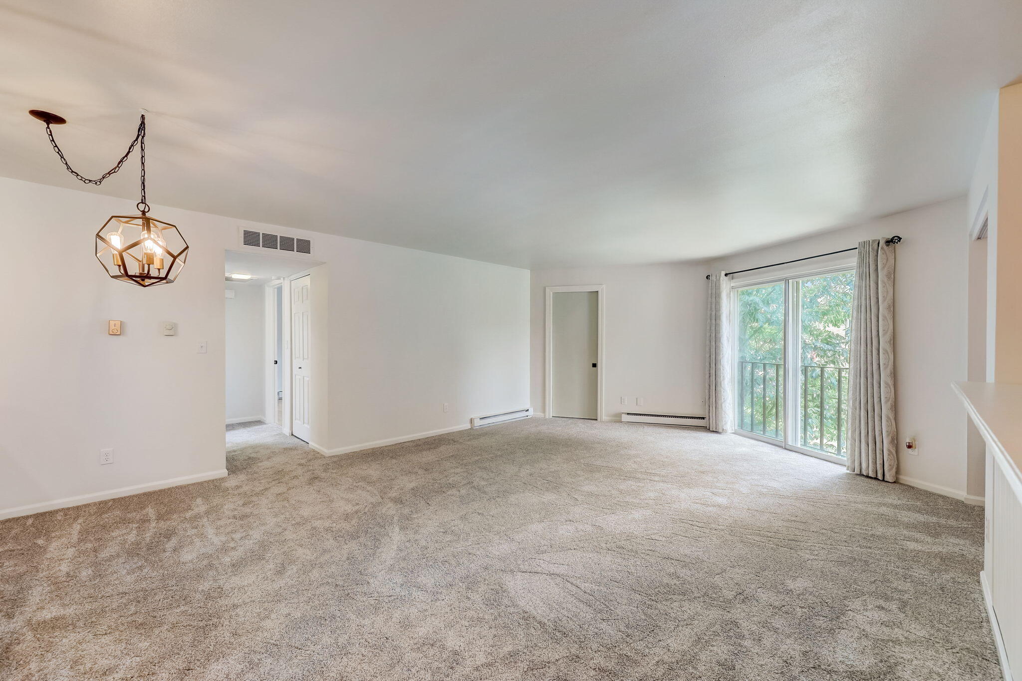 W168N11539 El Camino Dr