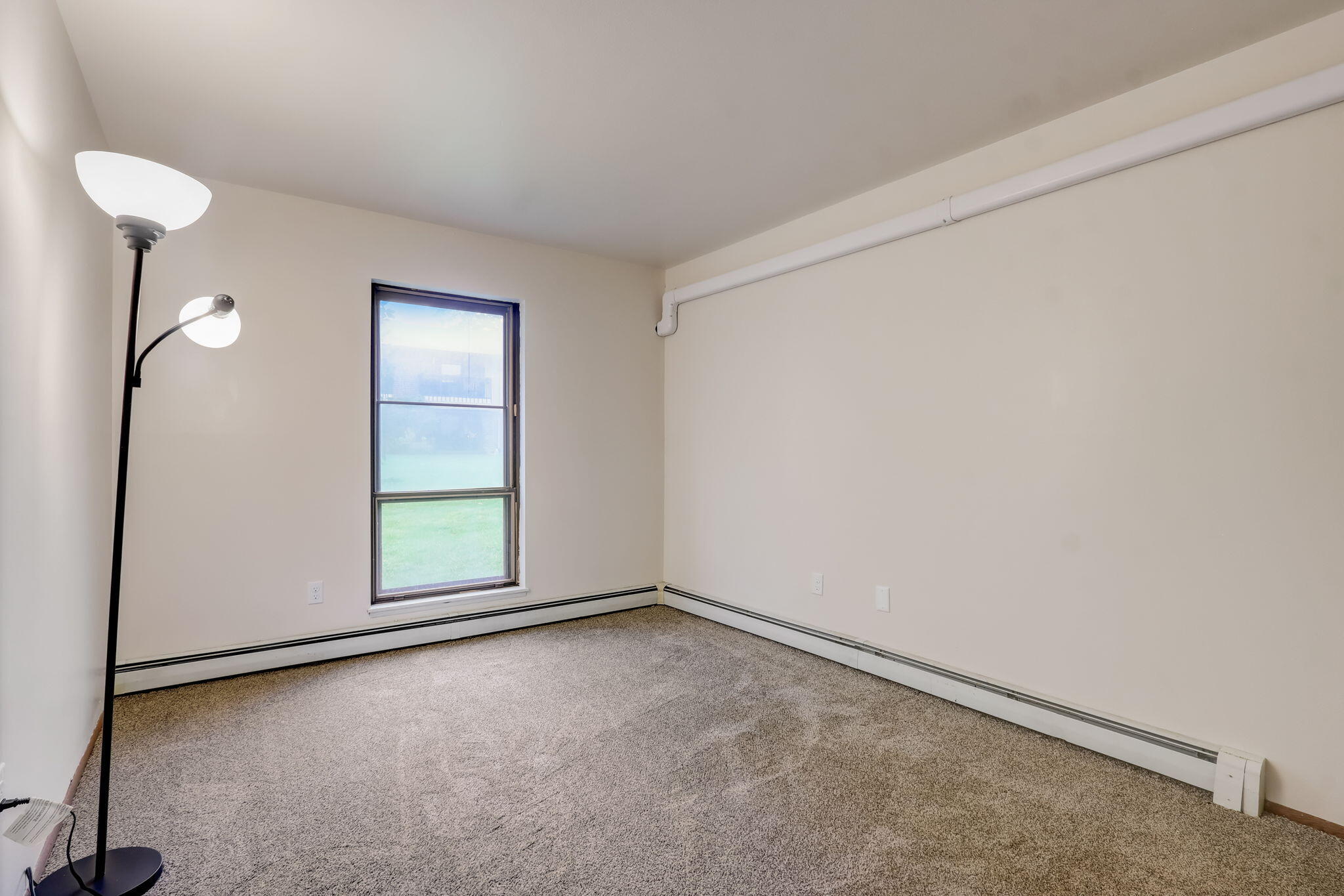 8117 W Manitoba St 4