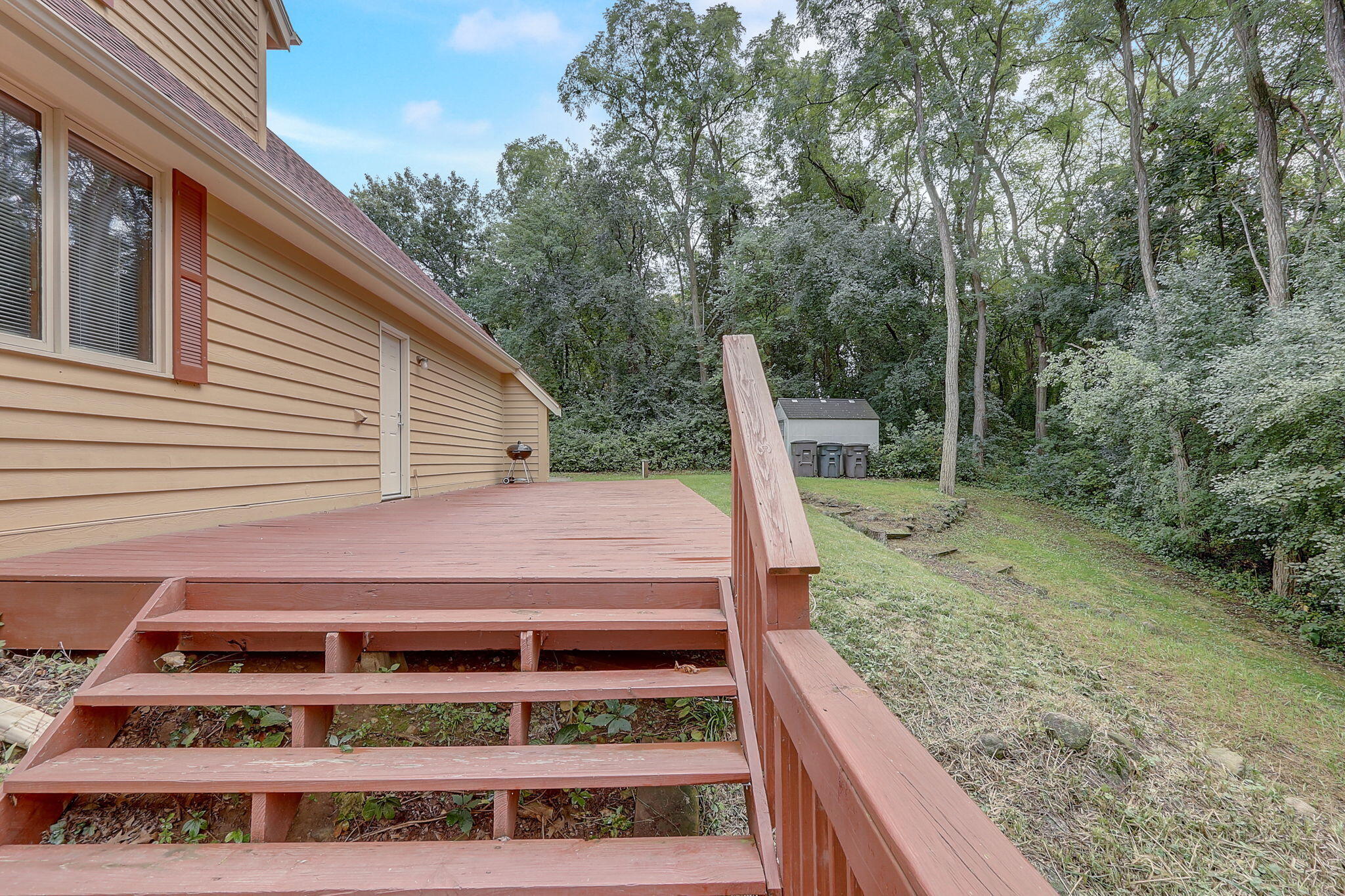 W335S9529 Red Brae Dr