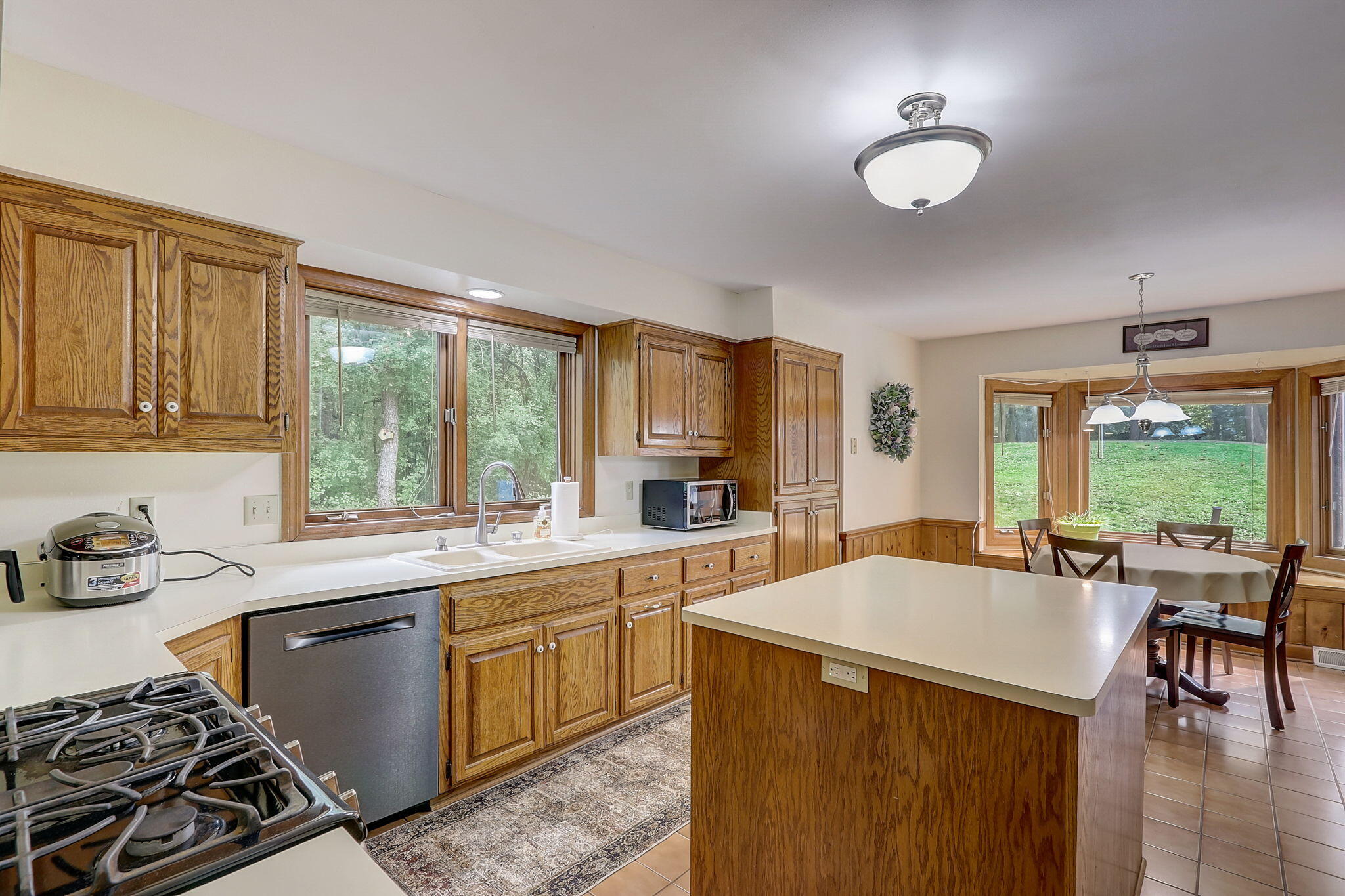 W335S9529 Red Brae Dr