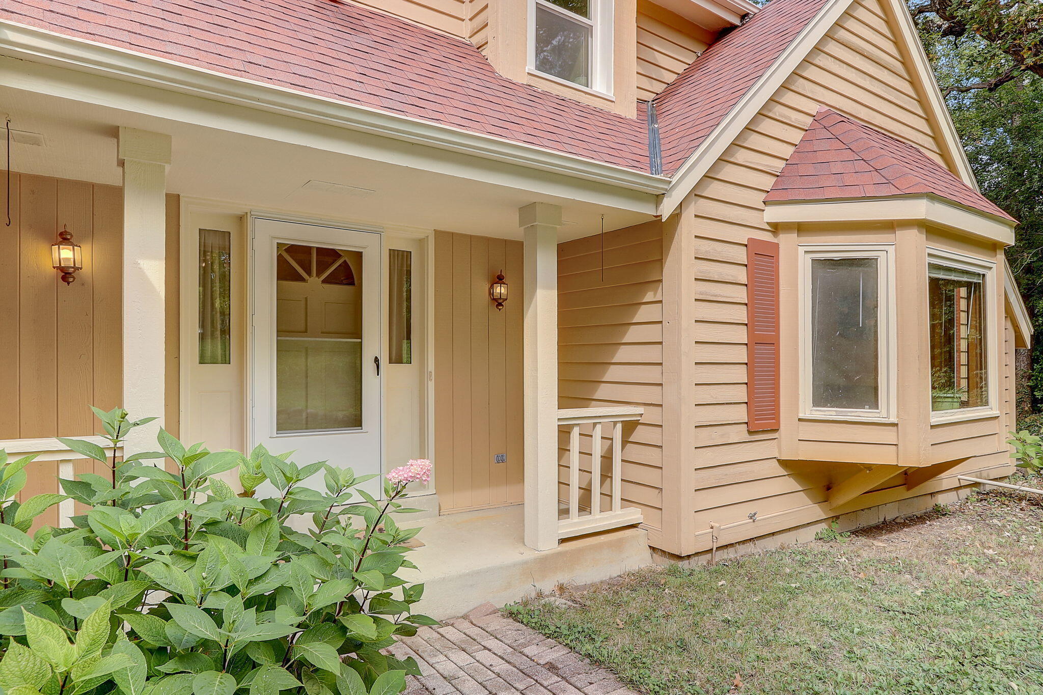 W335S9529 Red Brae Dr