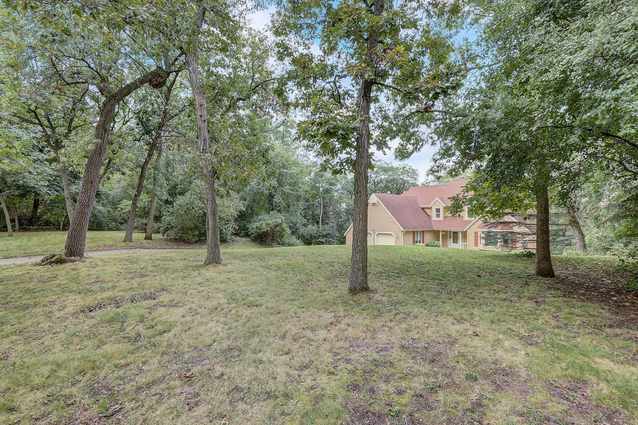 W335S9529 Red Brae Dr