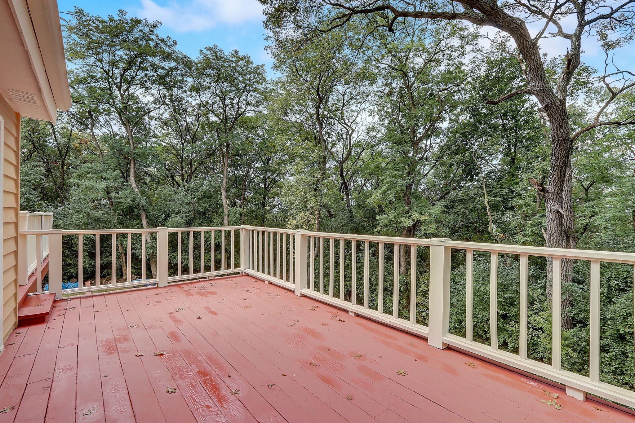 W335S9529 Red Brae Dr