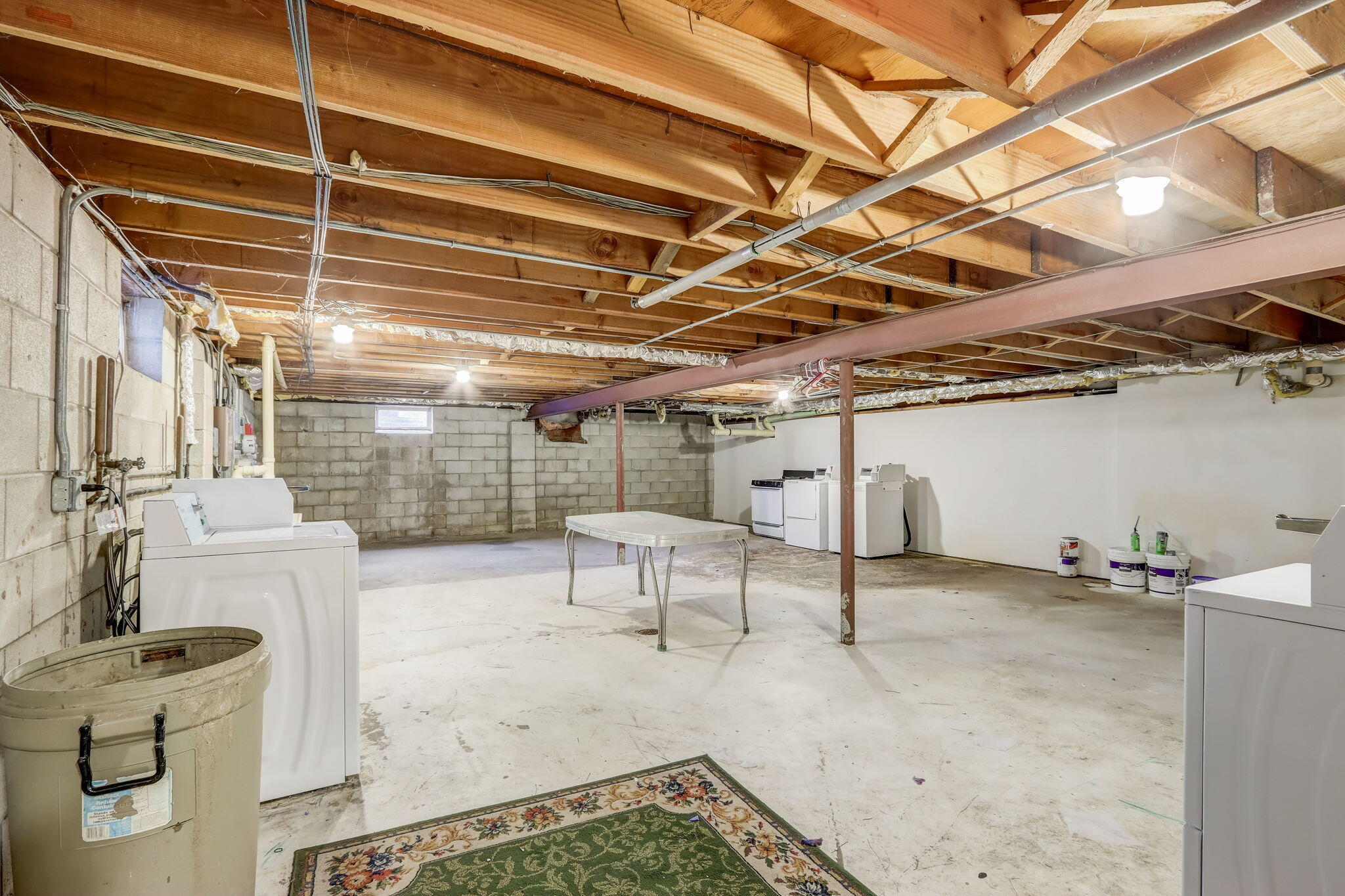 10450 W Fond du Lac Ave 10460