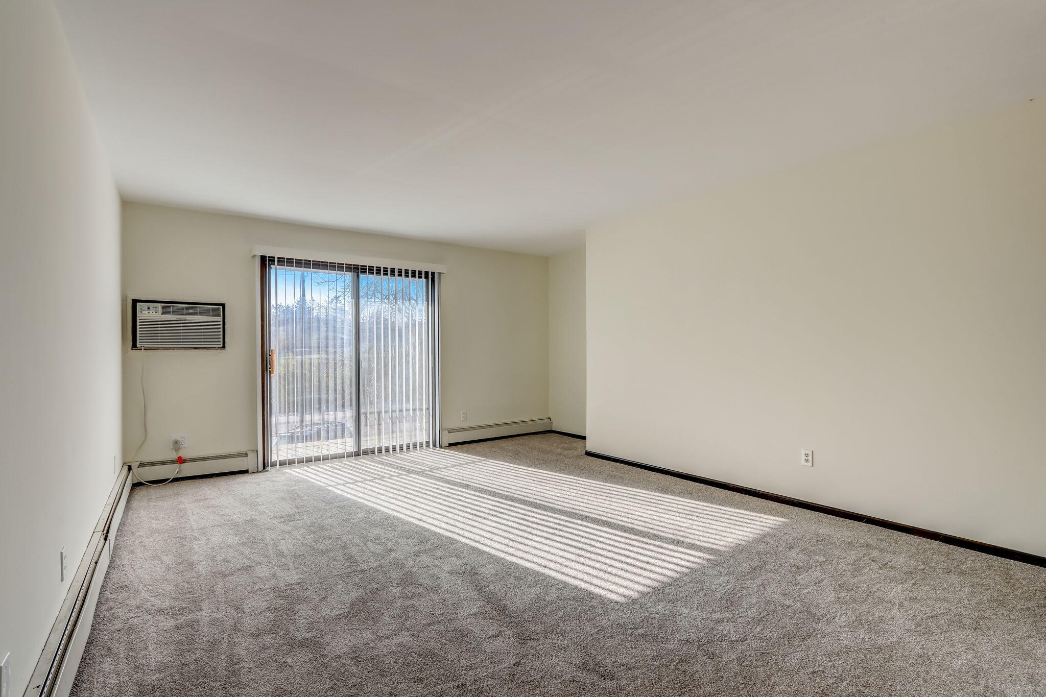 10450 W Fond du Lac Ave 10460