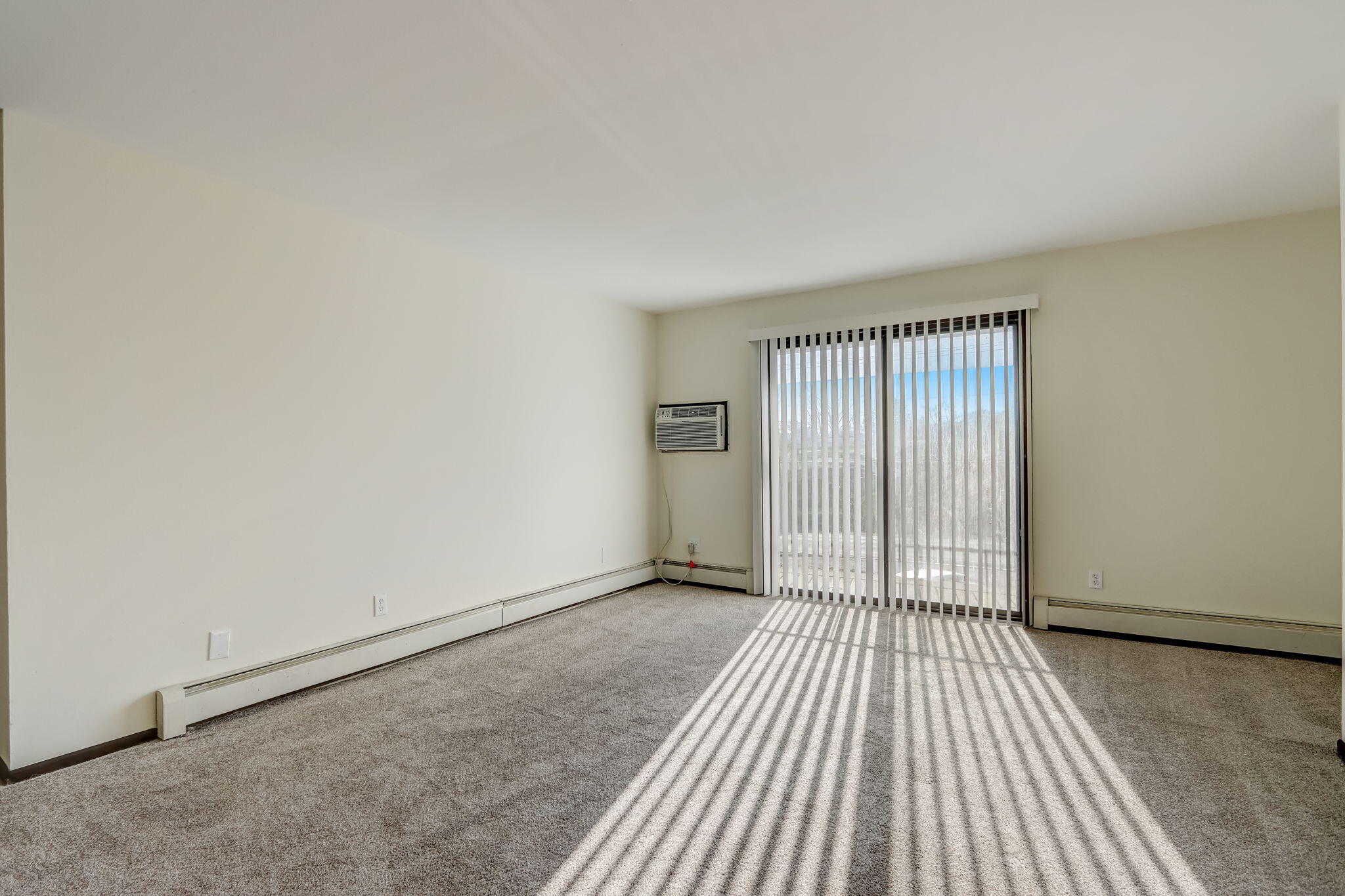10450 W Fond du Lac Ave 10460