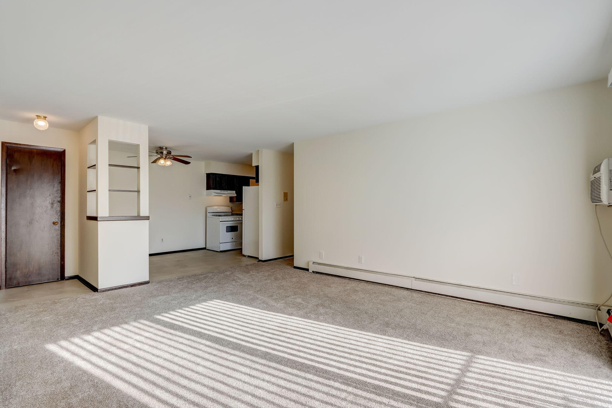 10450 W Fond du Lac Ave 10460