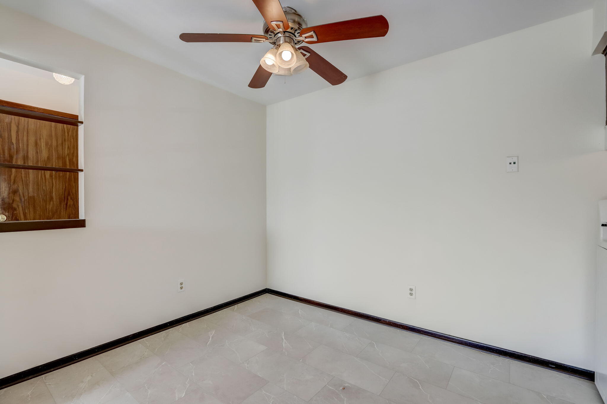 10450 W Fond du Lac Ave 10460