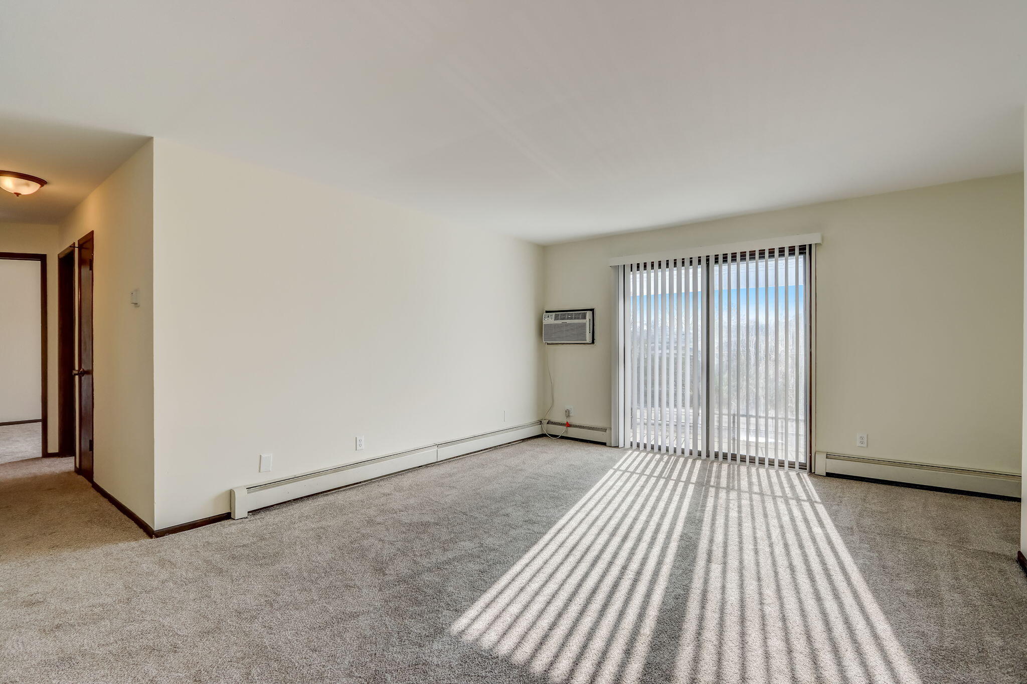 10450 W Fond du Lac Ave 10460