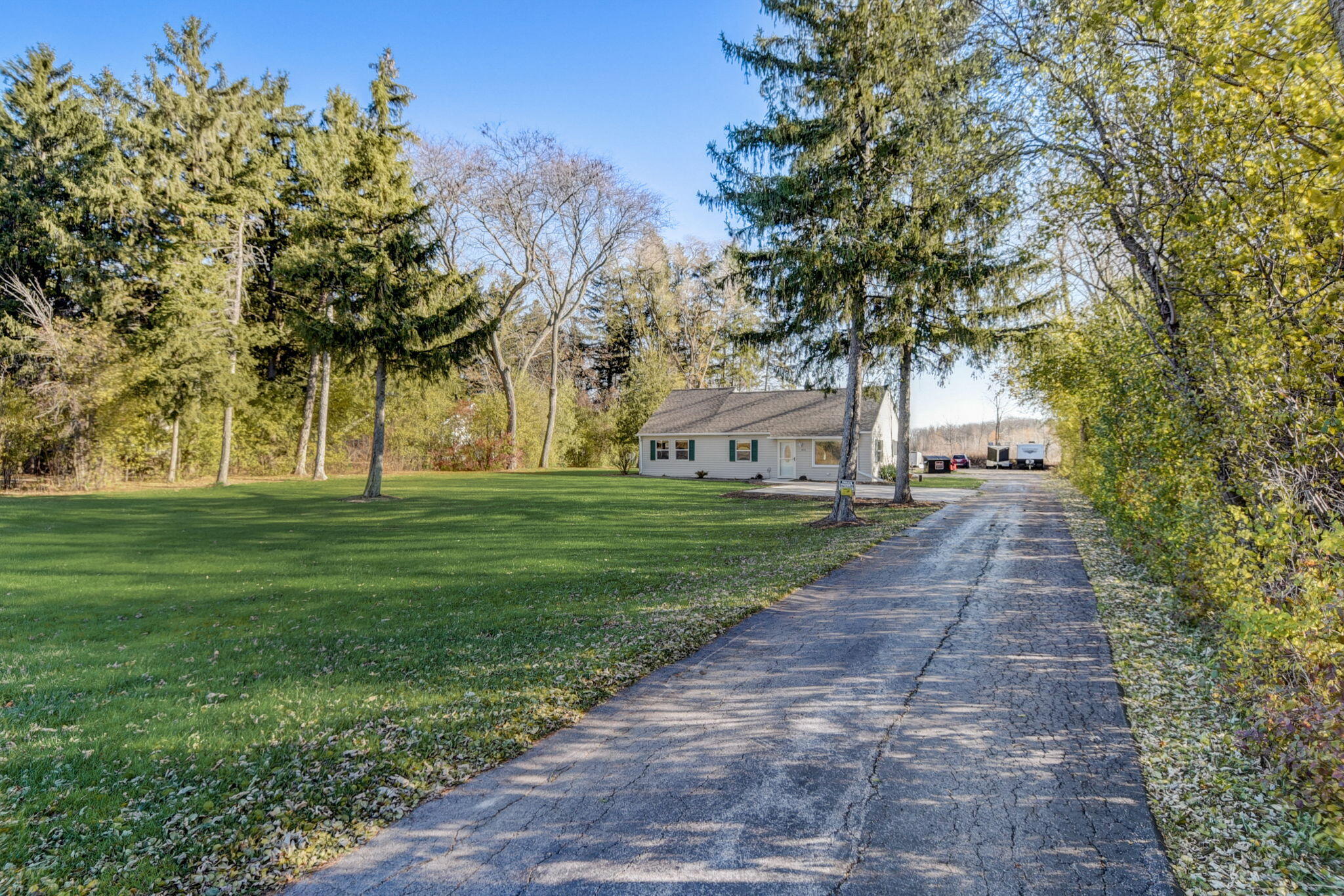 10216 N Baehr Rd