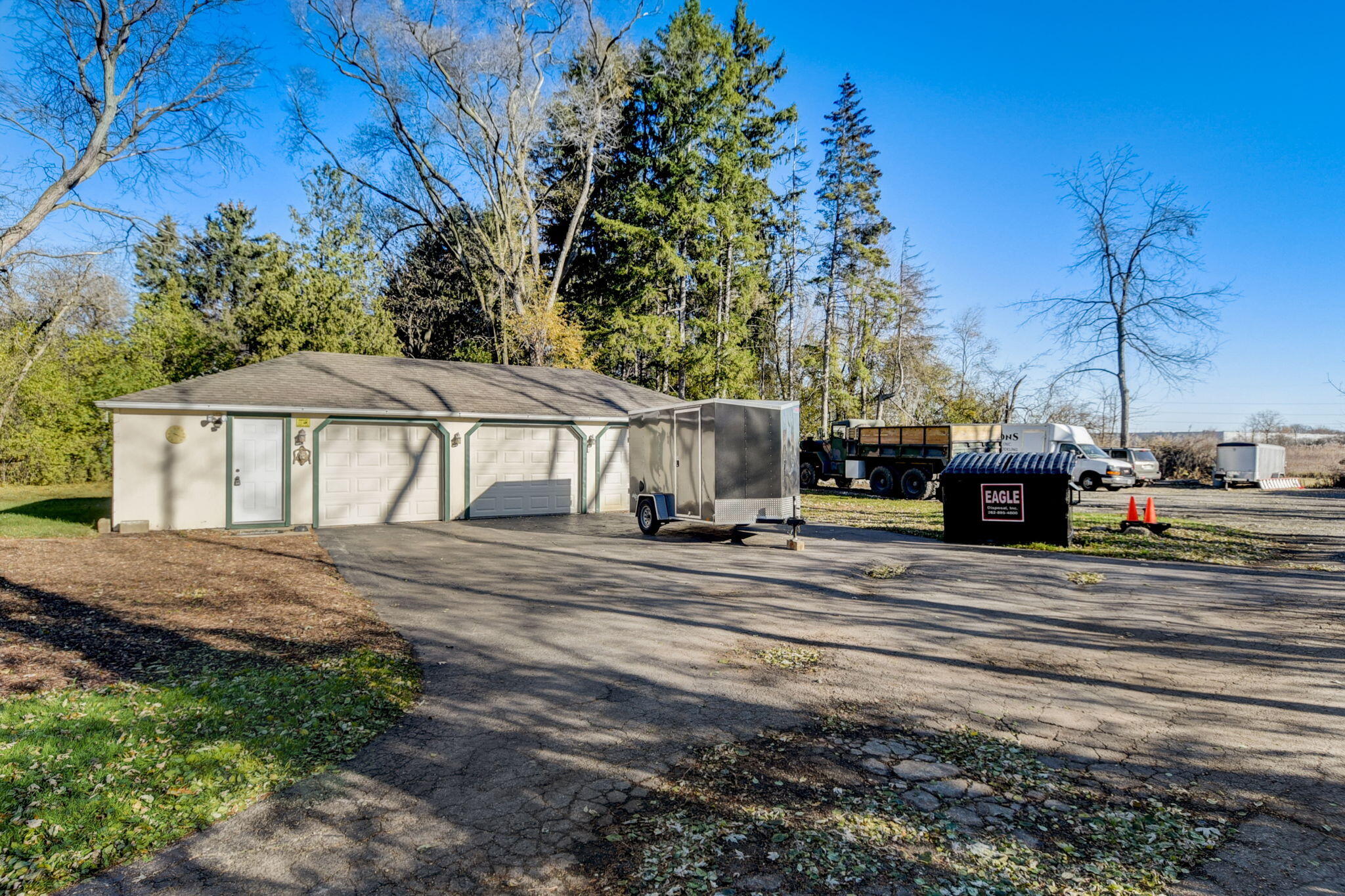 10216 N Baehr Rd