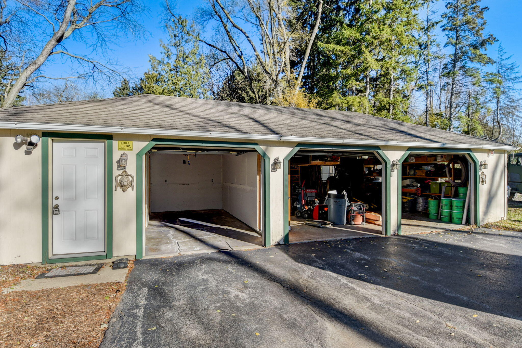 10216 N Baehr Rd