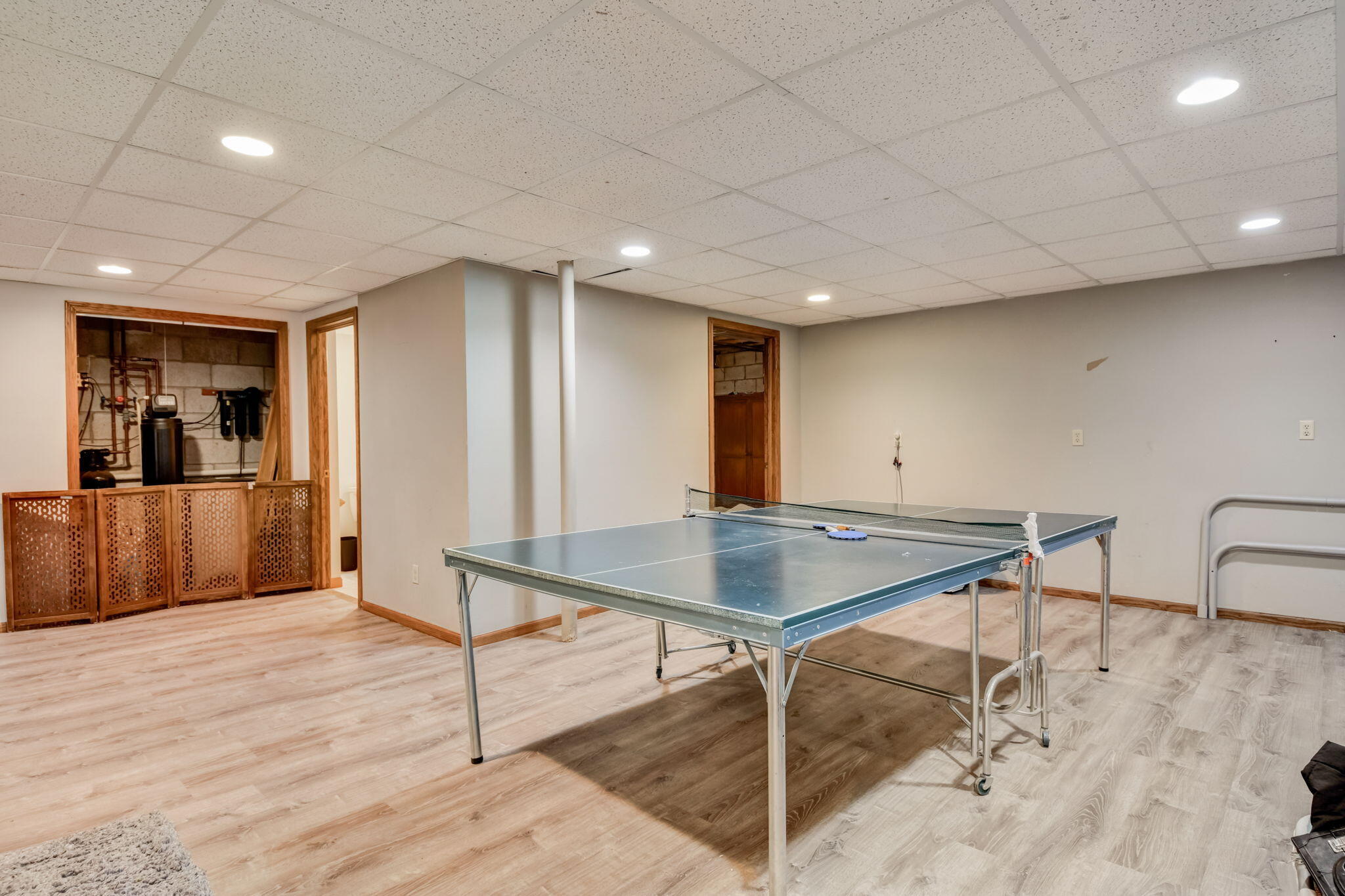 5703 Oakdale Ct