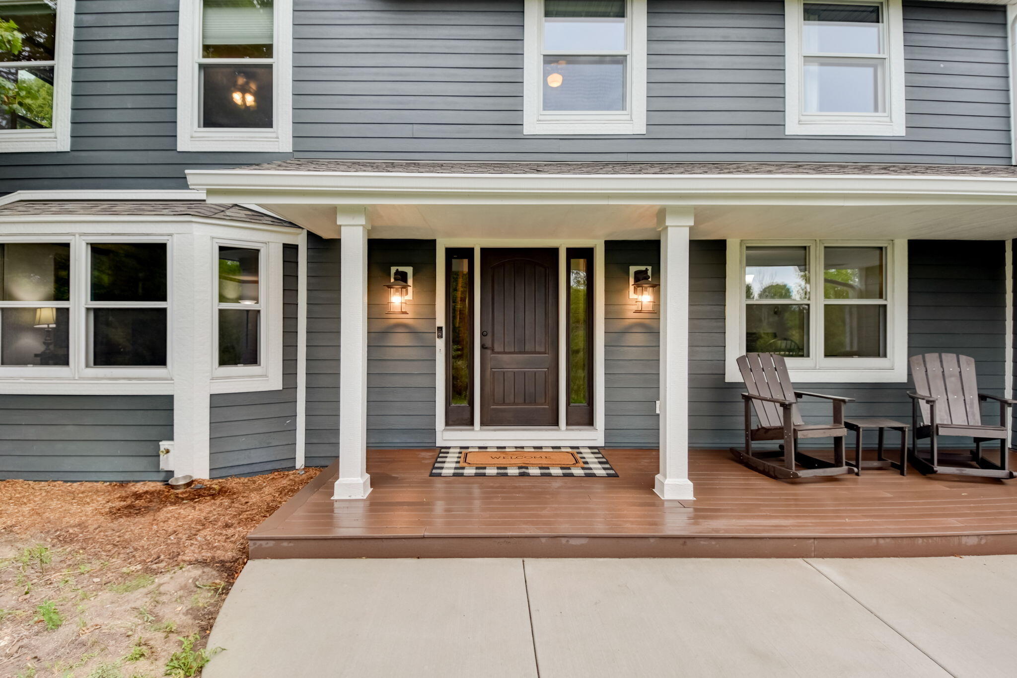 5703 Oakdale Ct