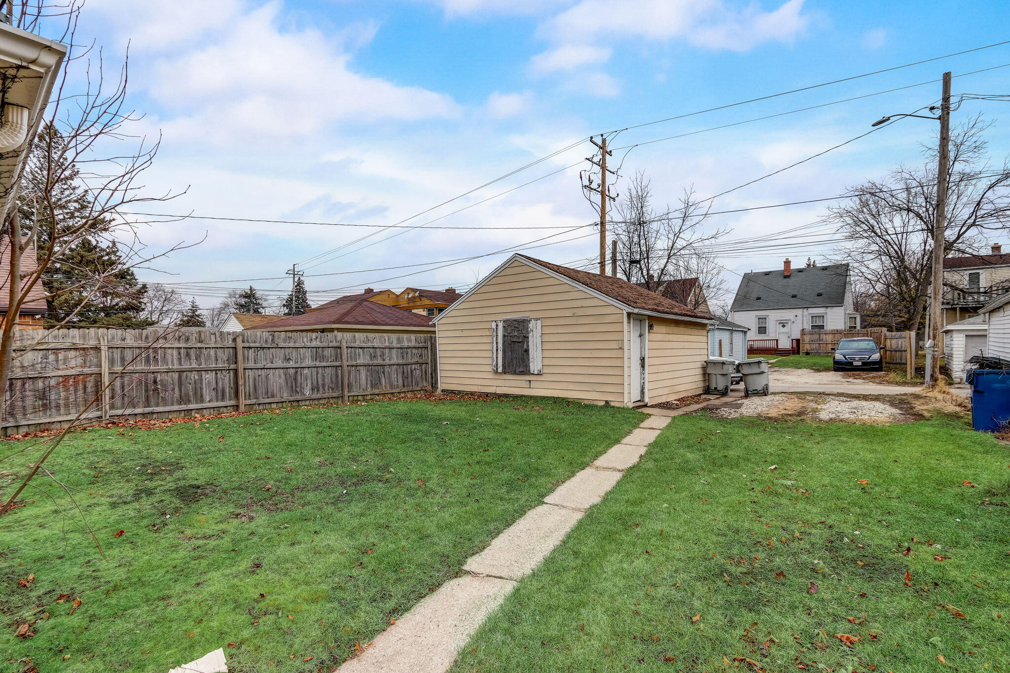4218 W Derby Pl