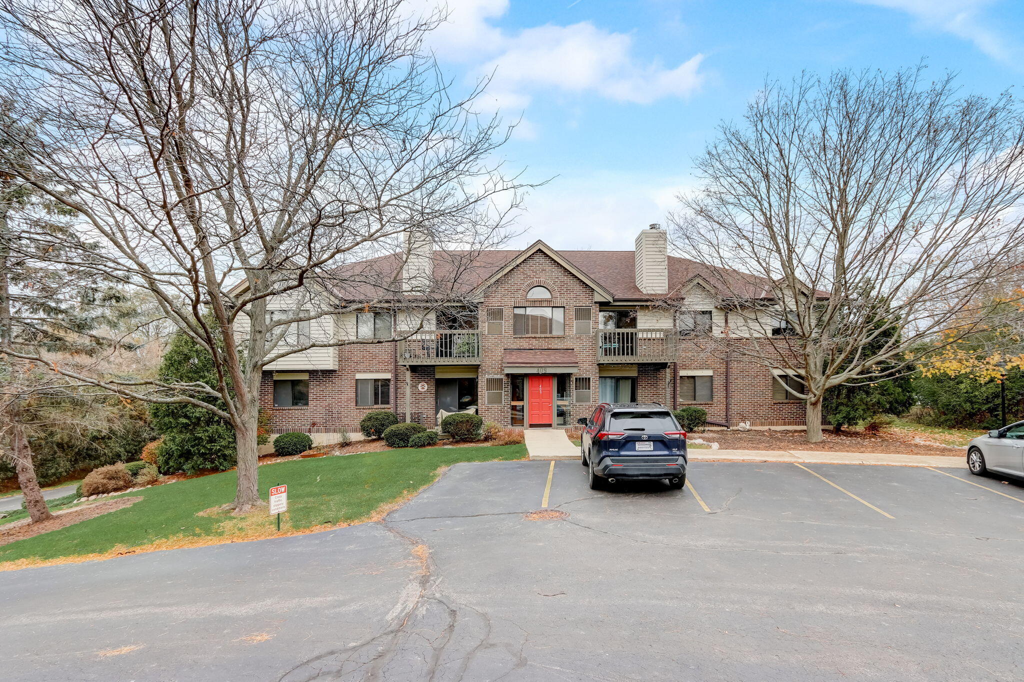 409 N Main St H