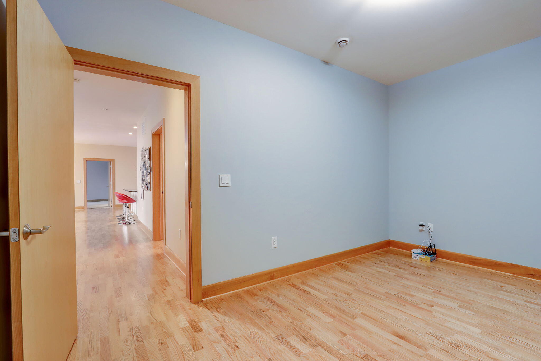 1550 E Royall Pl 706