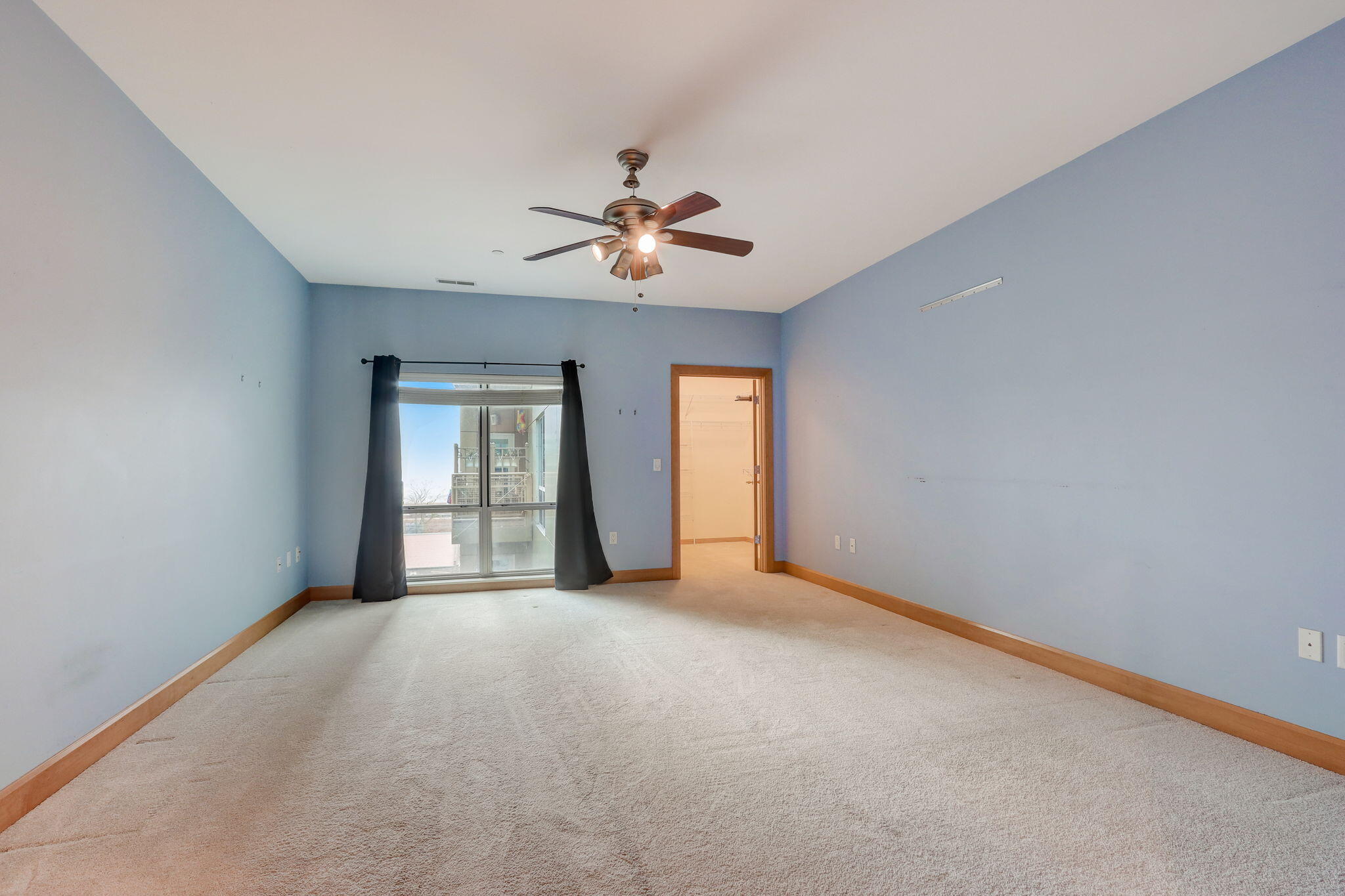 1550 E Royall Pl 706