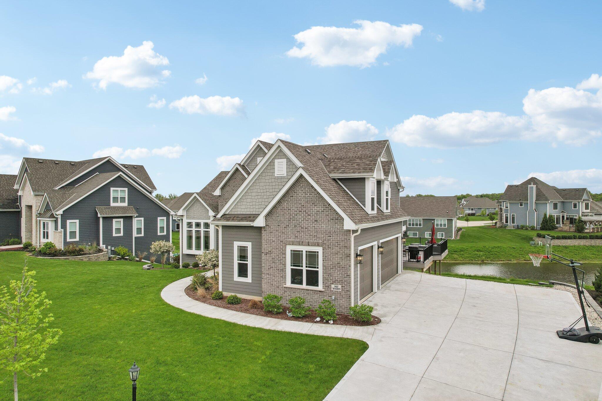 N67W15893 Tamarack Trl