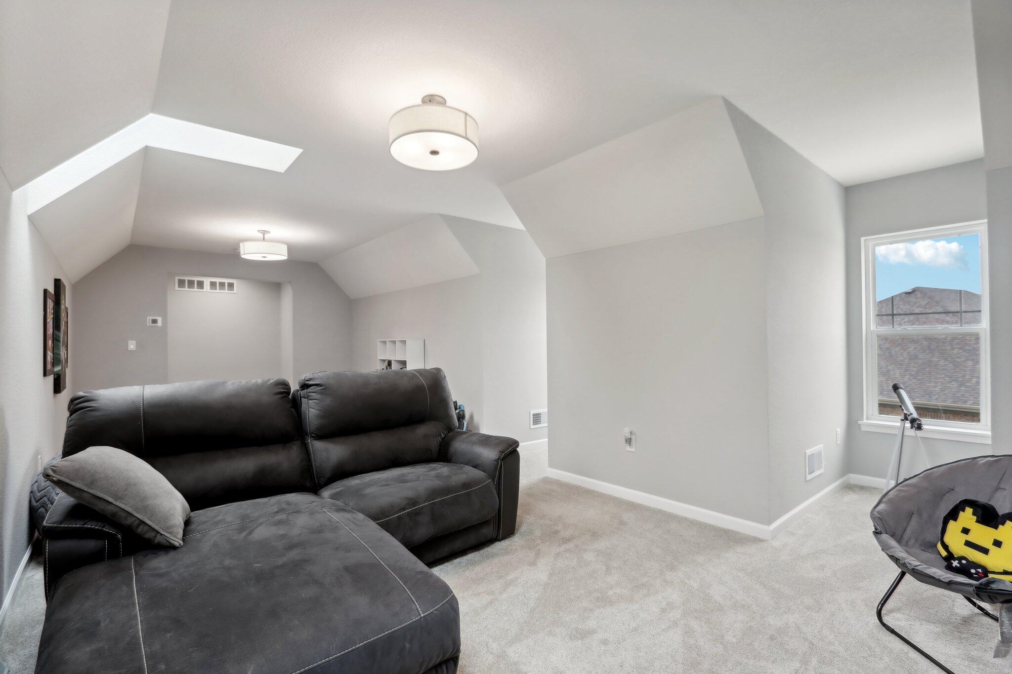 N67W15893 Tamarack Trl