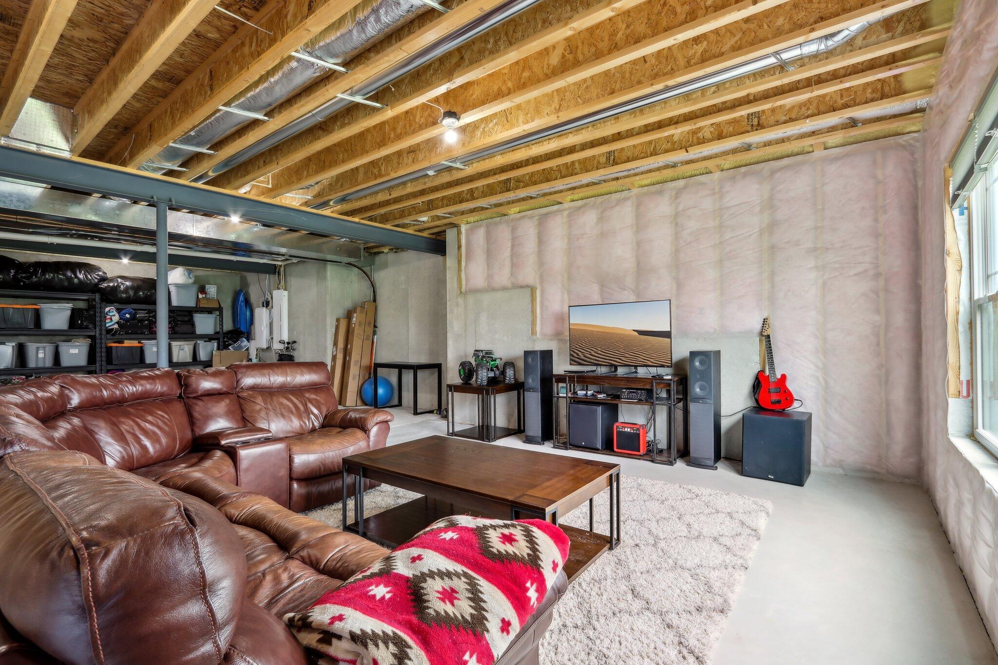 N67W15893 Tamarack Trl