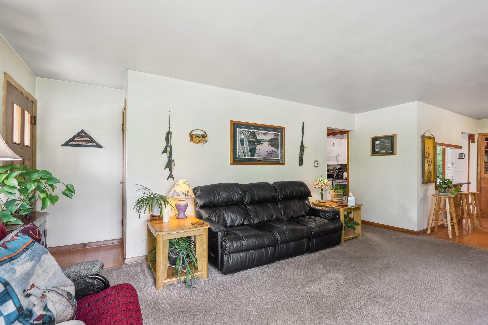7950 W Allerton Ave