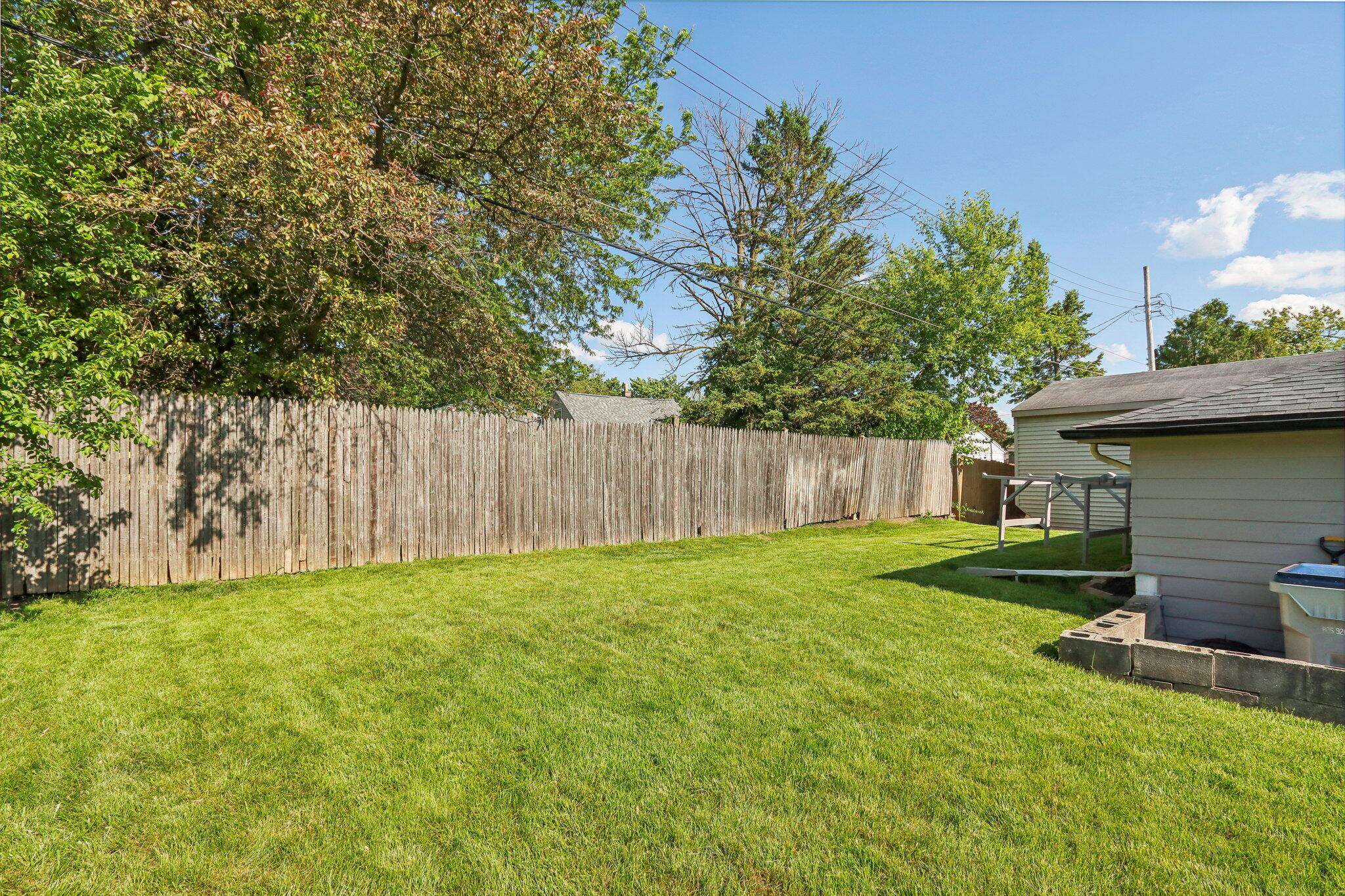 3742 S 91st St 3744