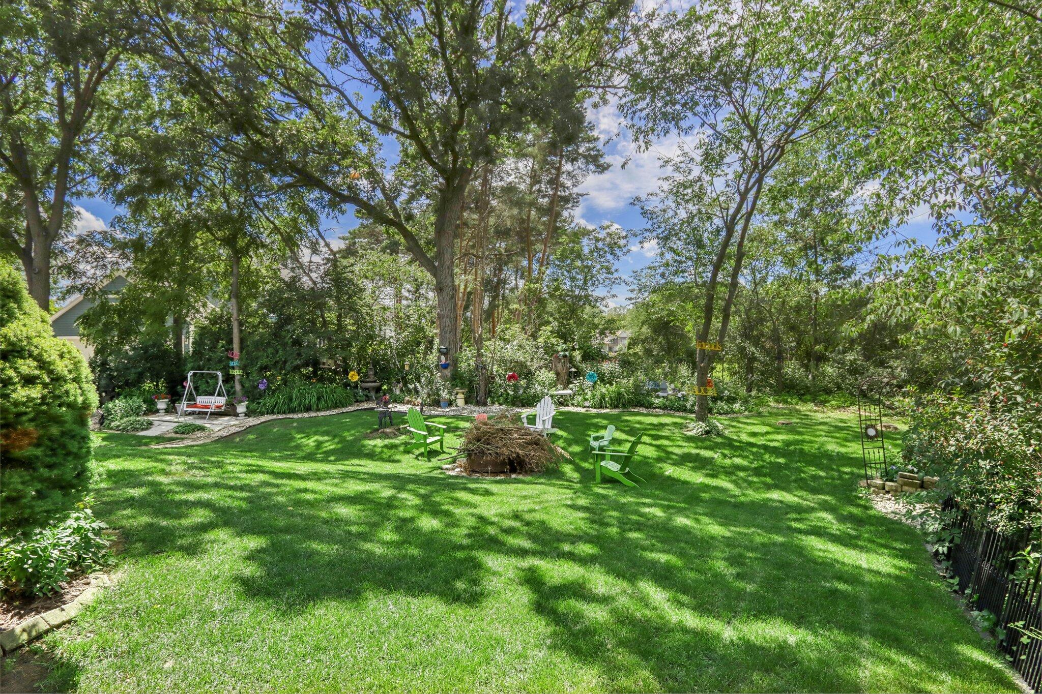 390 Sand Hill Ln