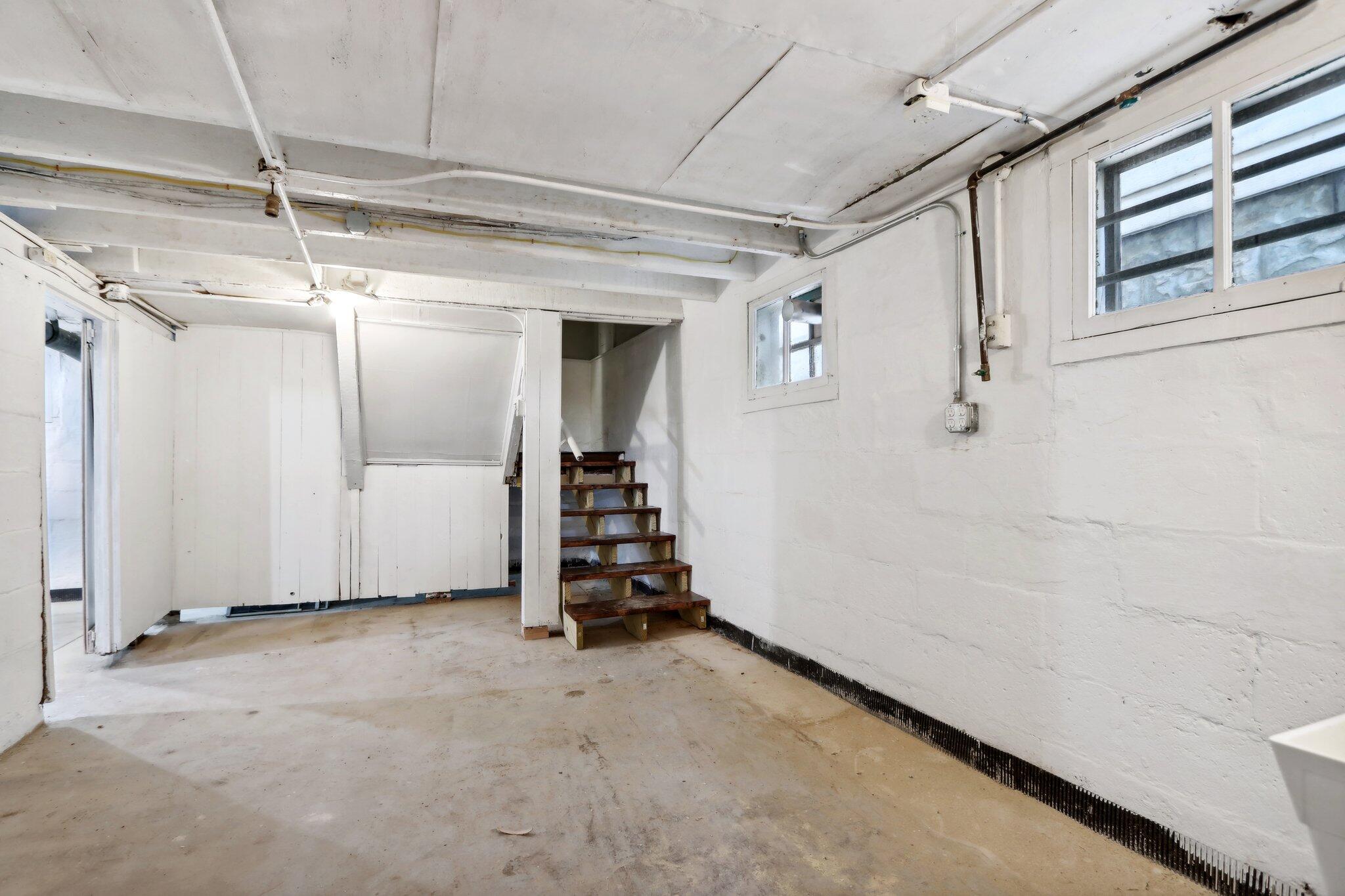 2136 S 69th St 2136-A