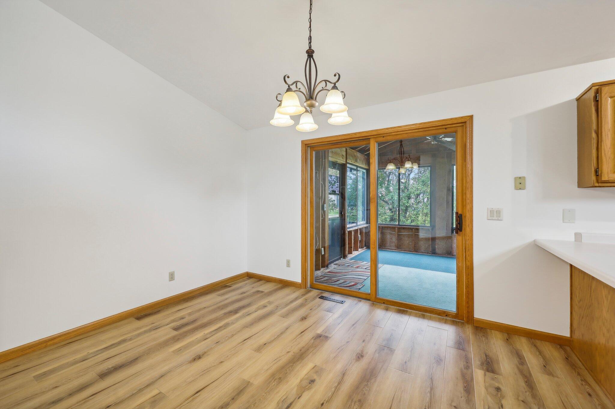 310 Chapleau St