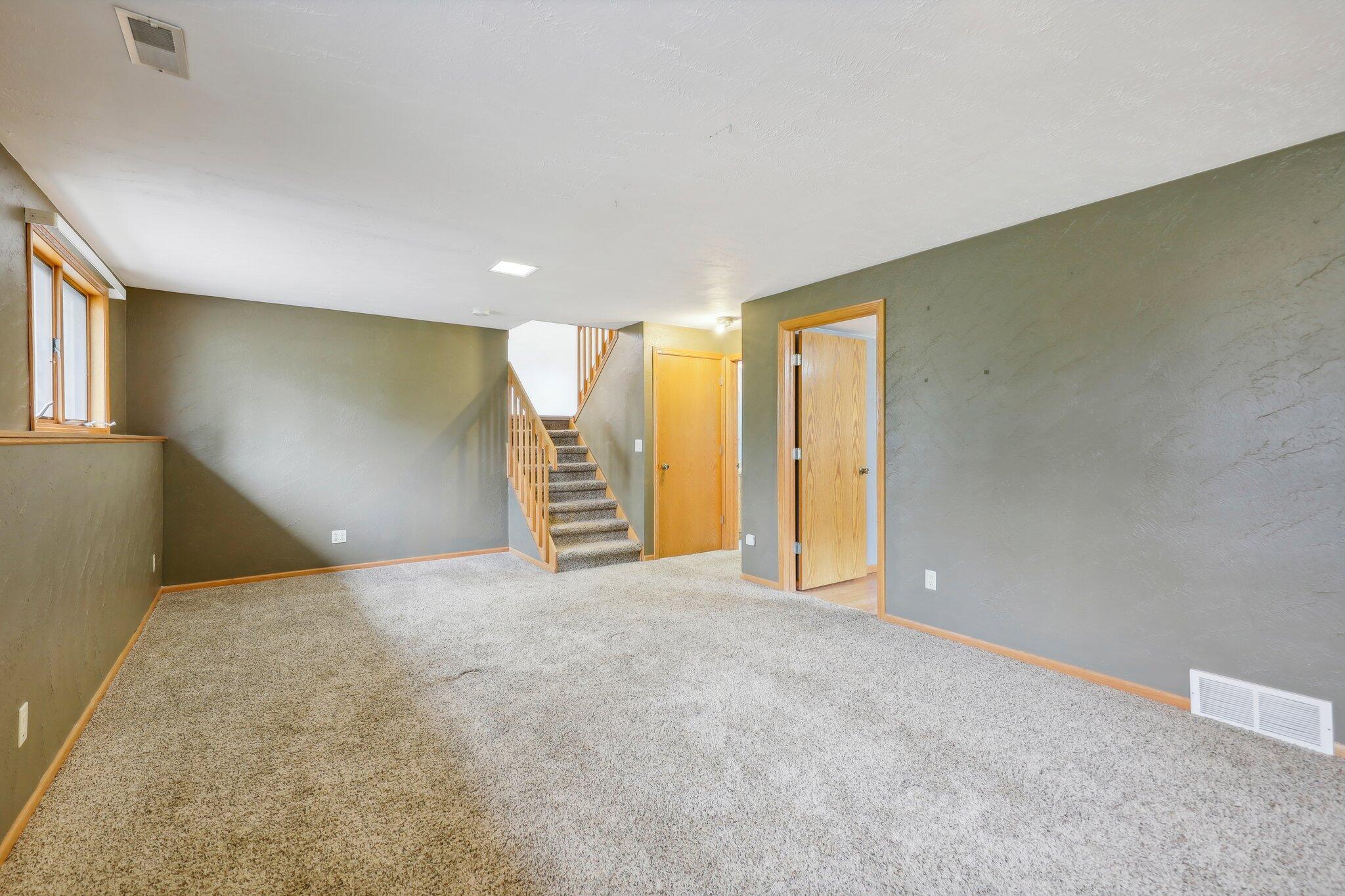 310 Chapleau St