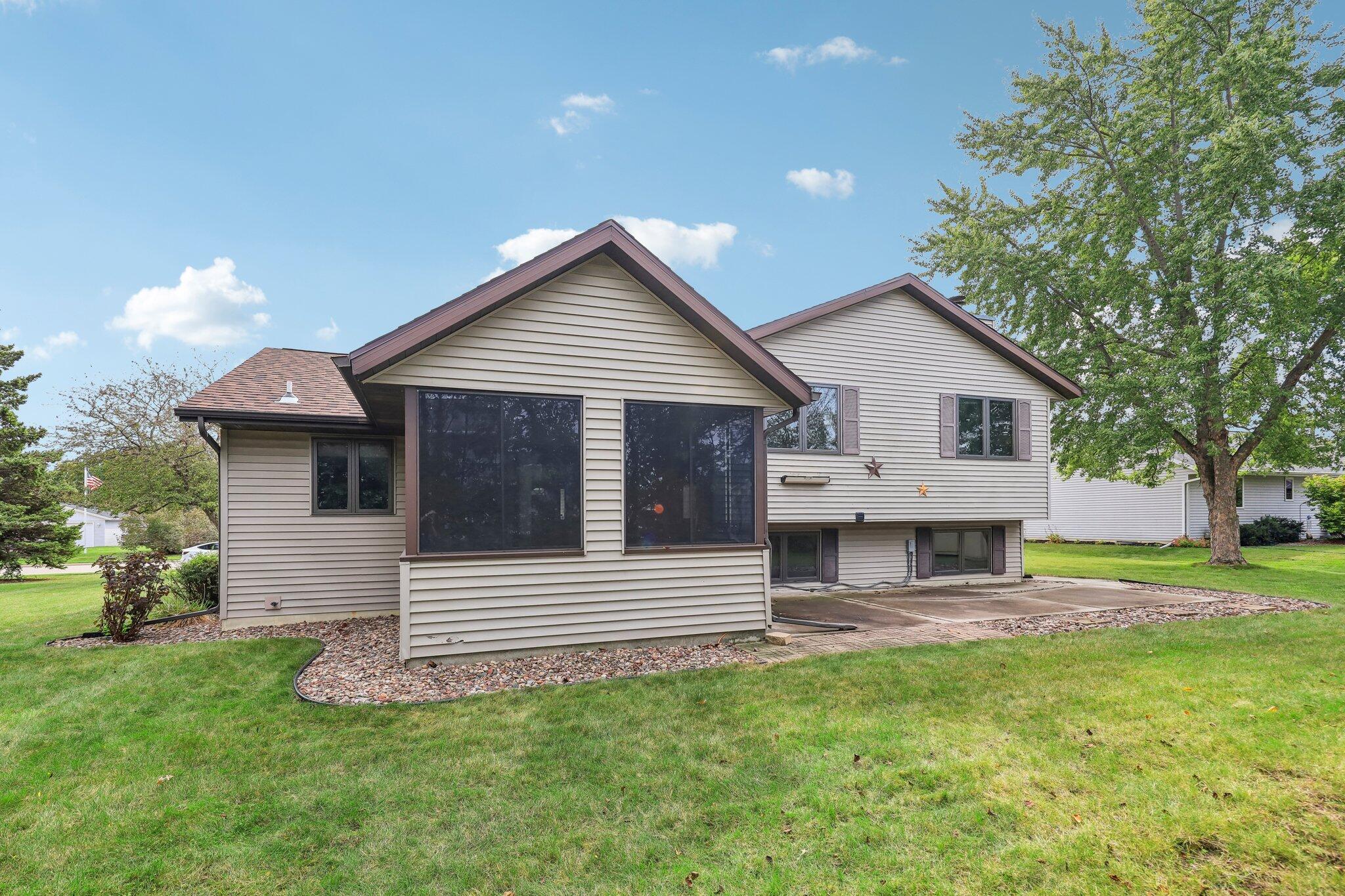 310 Chapleau St