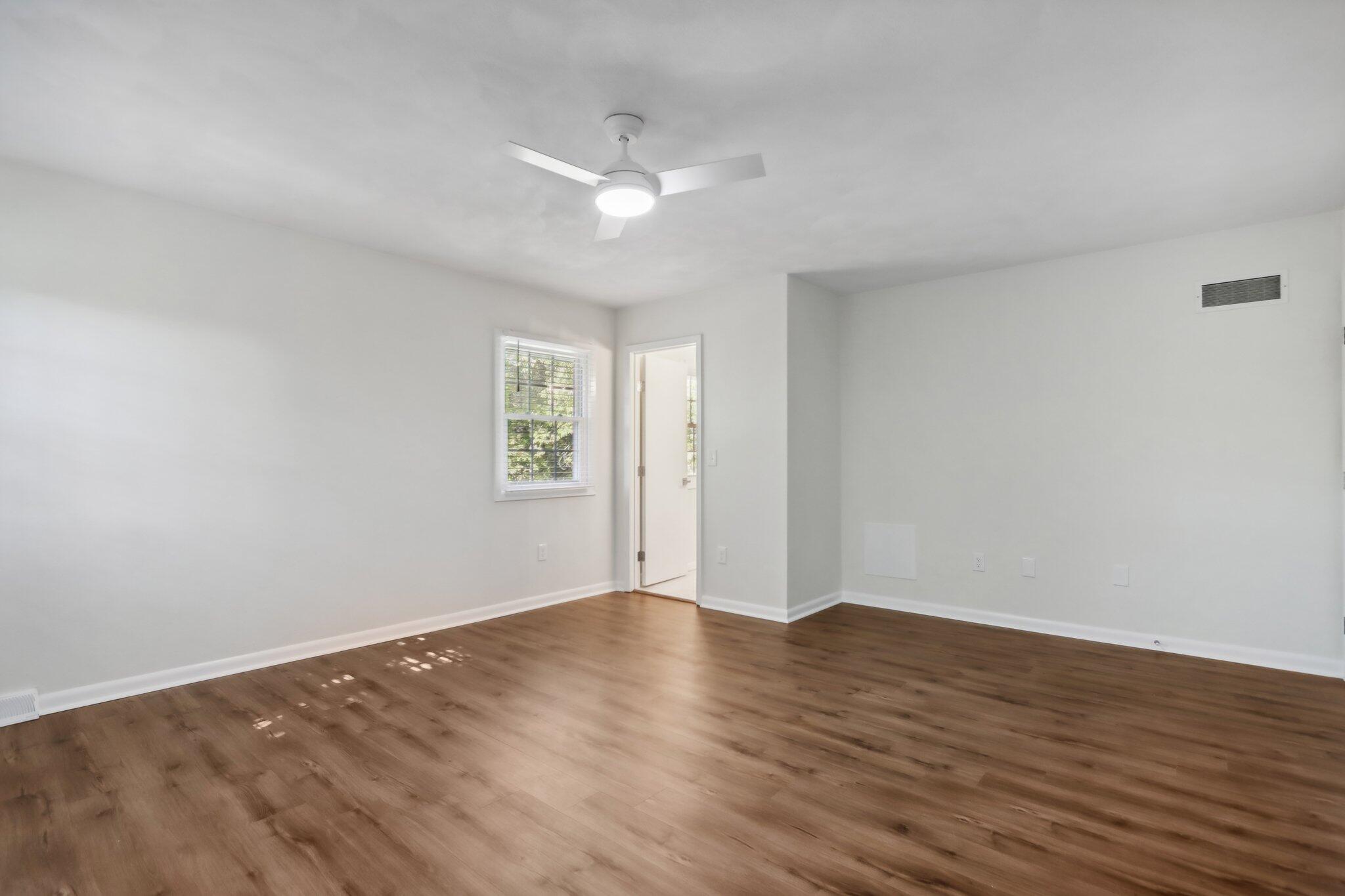 900 Timberline Ct W