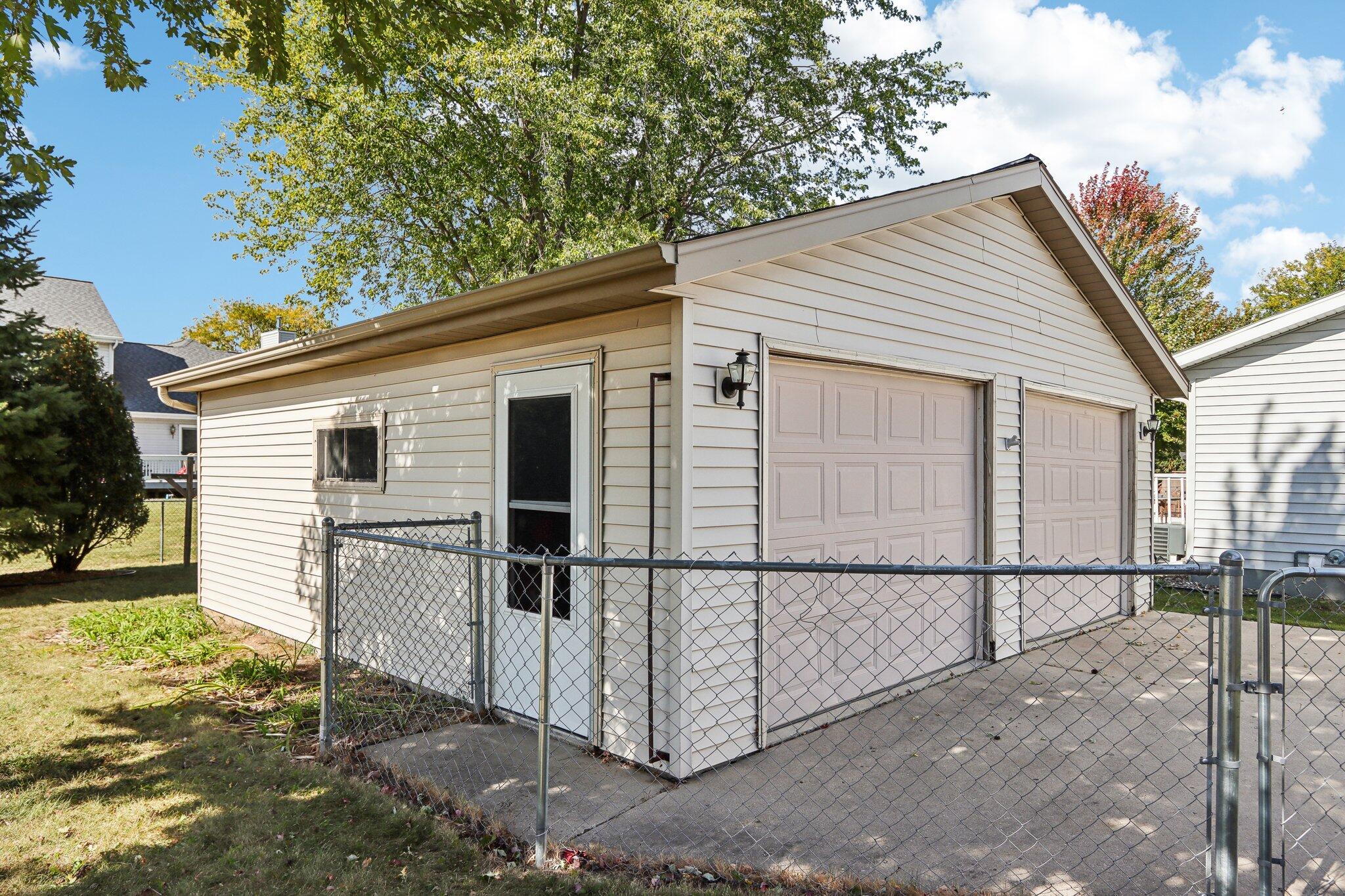 1513 Fairlawn Ave